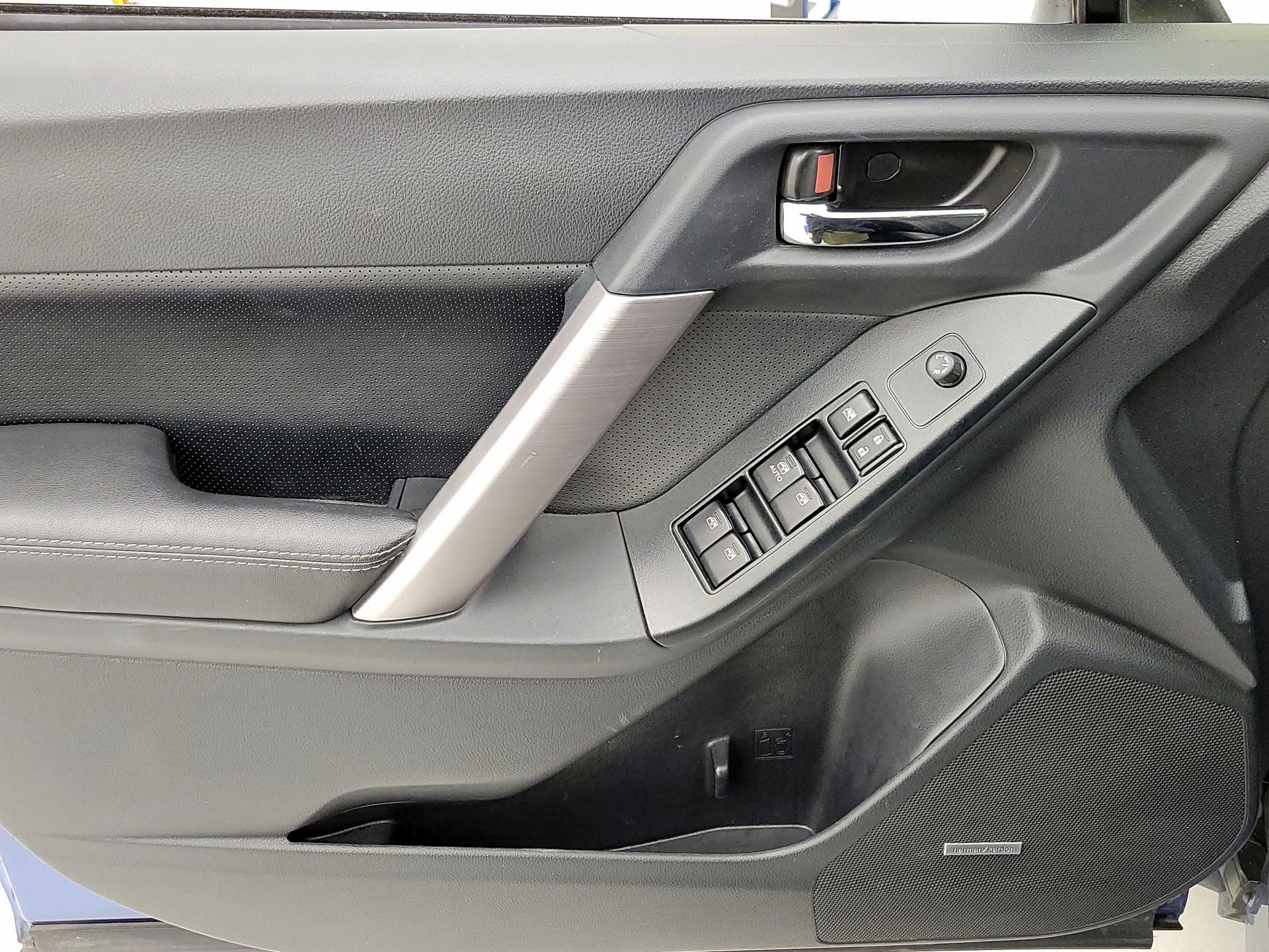 Thumbnail: 2016 Subaru Forester - 12