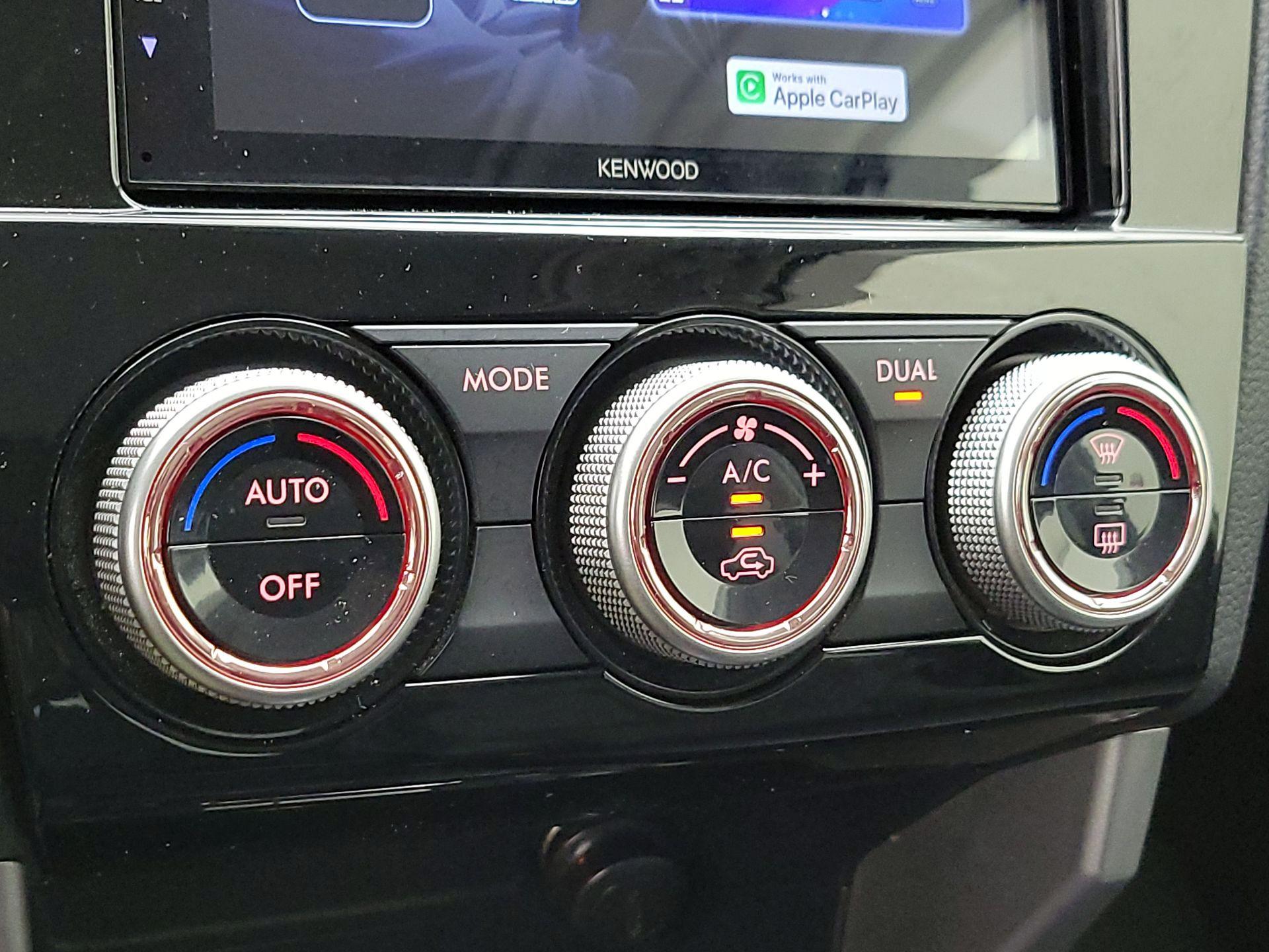 Thumbnail: 2016 Subaru Forester - 16