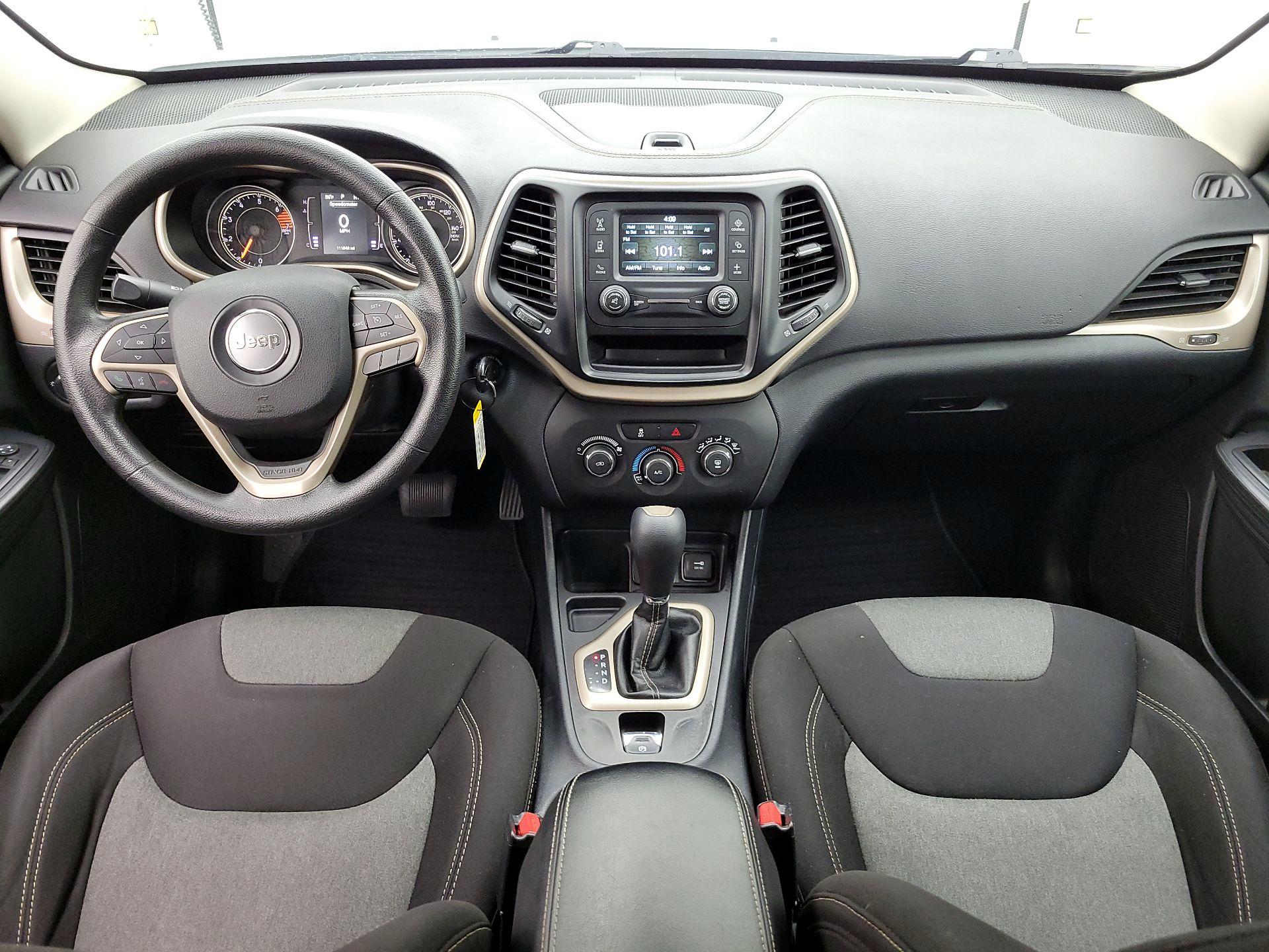 Thumbnail: 2016 Jeep Cherokee - 9