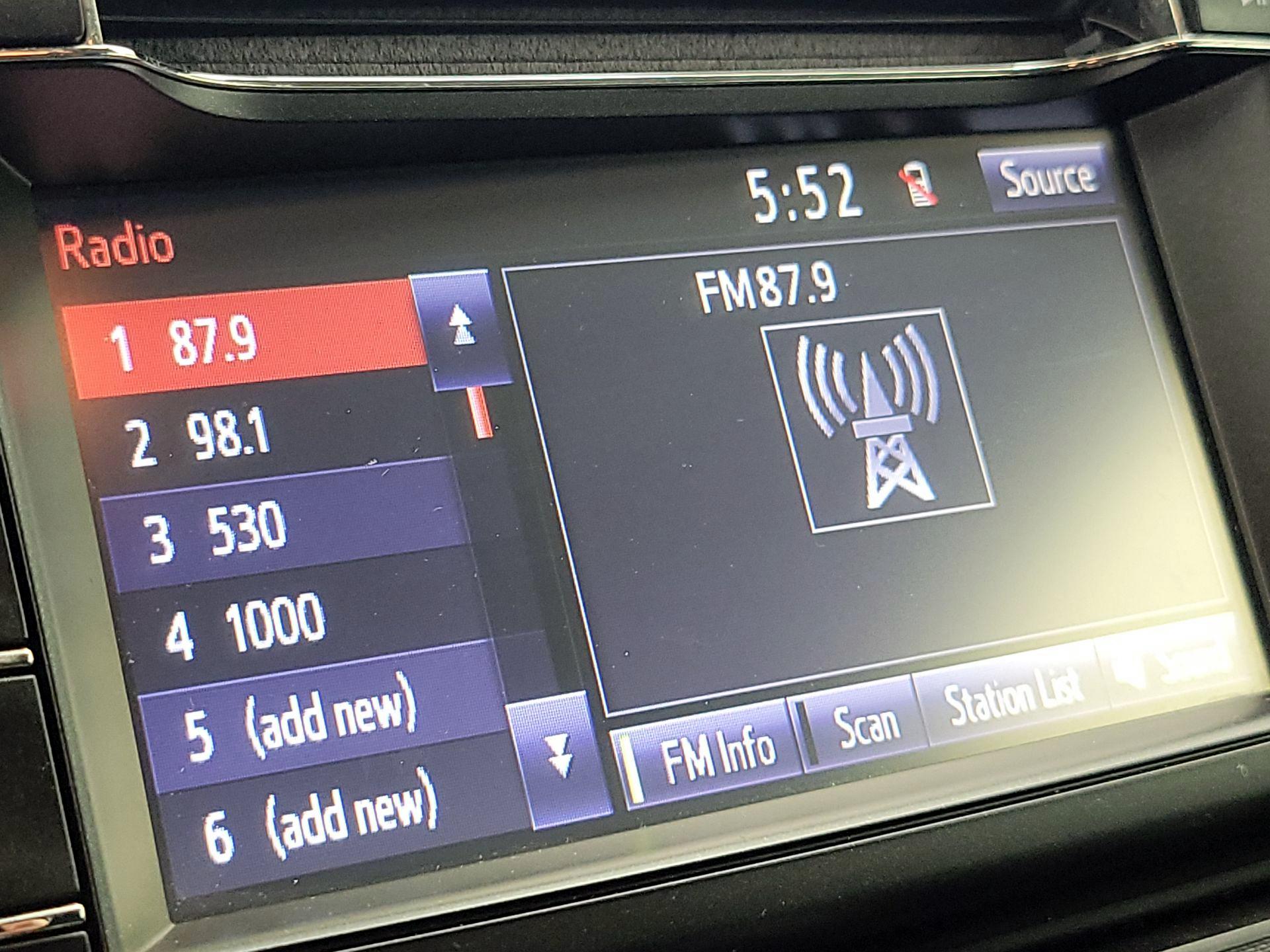 Thumbnail: 2017 Toyota RAV4 - 15