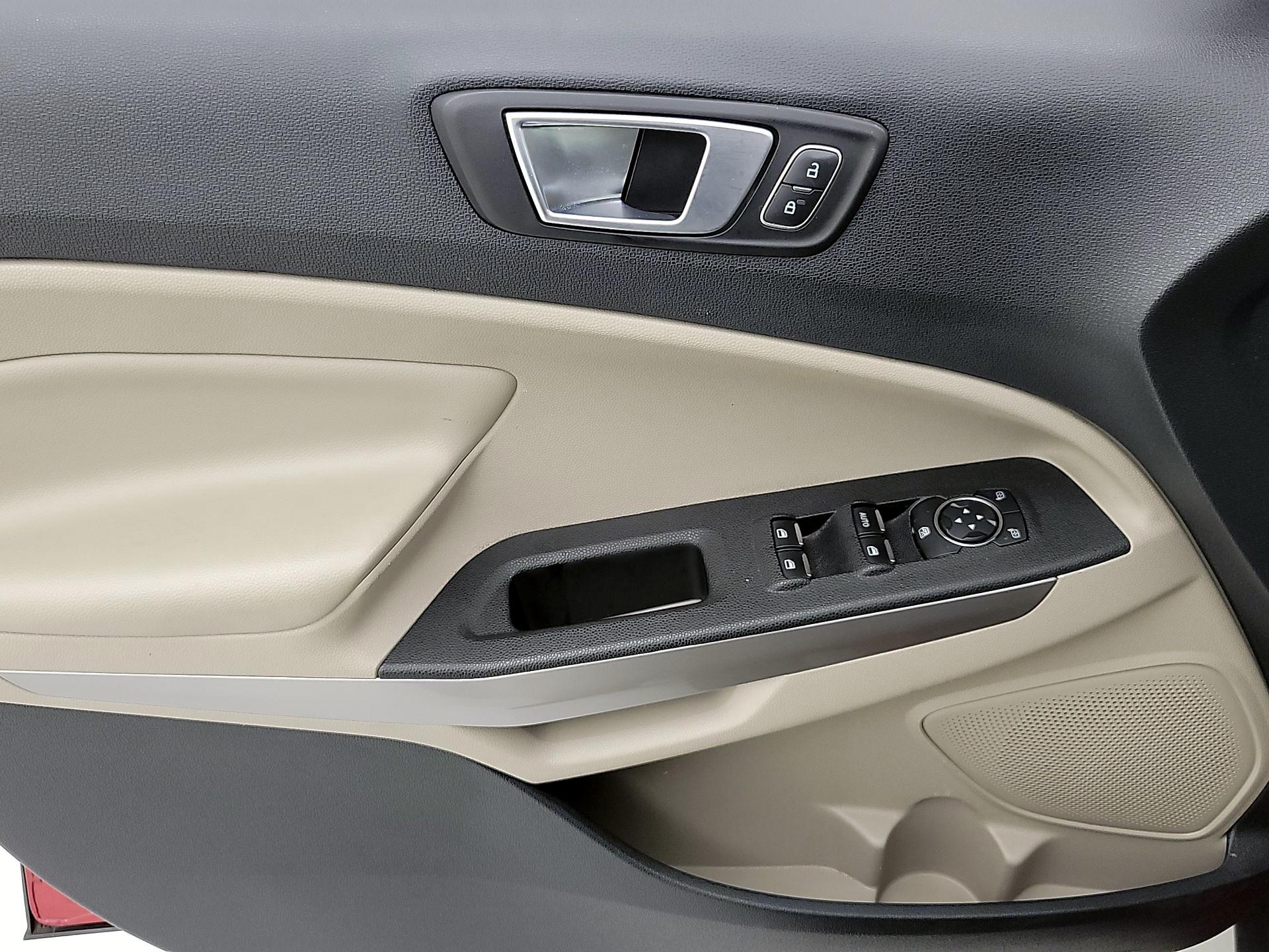 Thumbnail: 2019 Ford EcoSport - 12