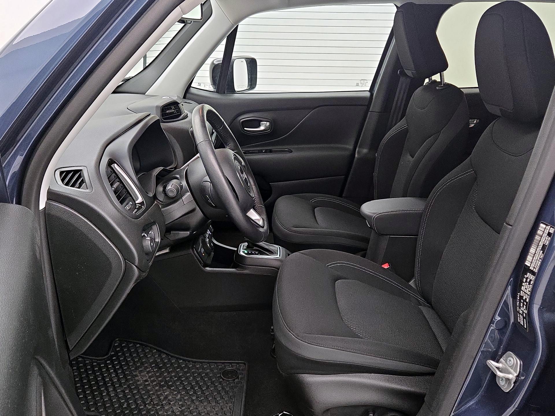 Thumbnail: 2023 Jeep Renegade - 11