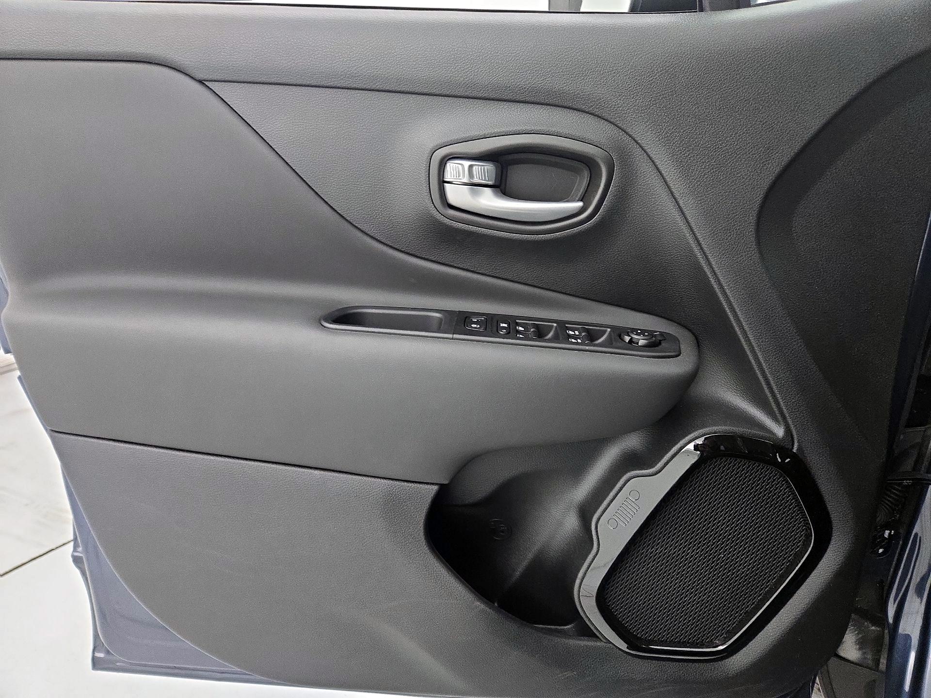 Thumbnail: 2023 Jeep Renegade - 12