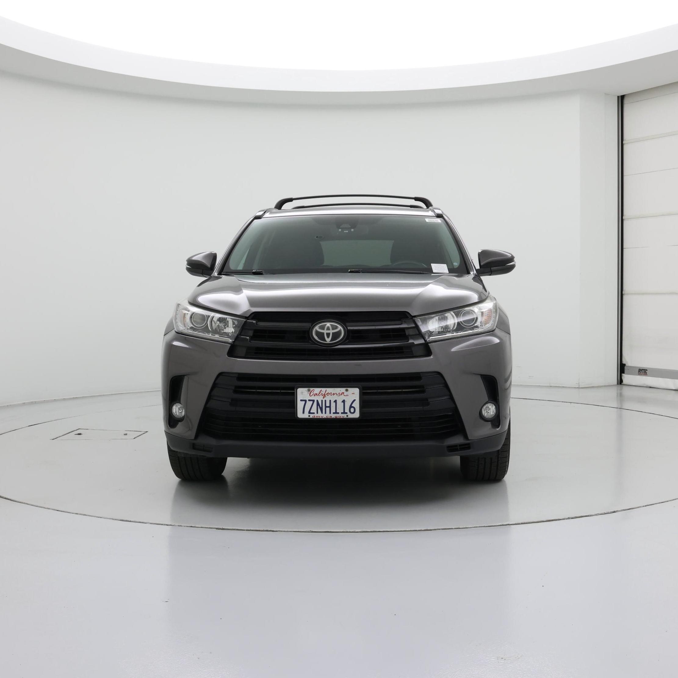 Thumbnail: 2017 Toyota Highlander - 5