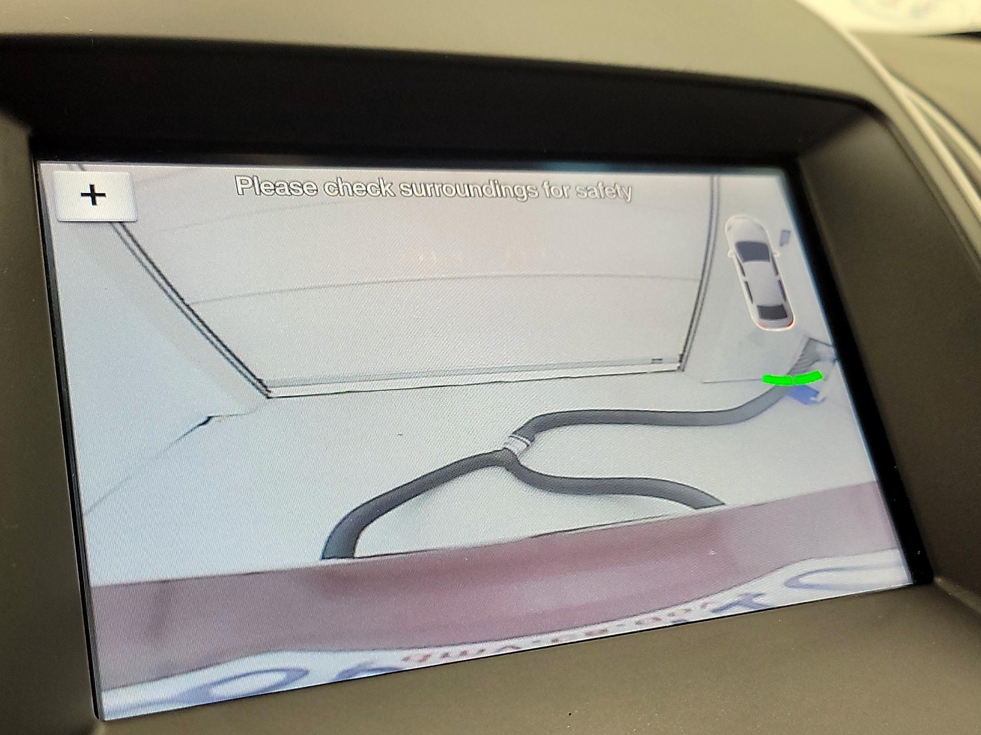 Thumbnail: 2017 Ford Edge - 15