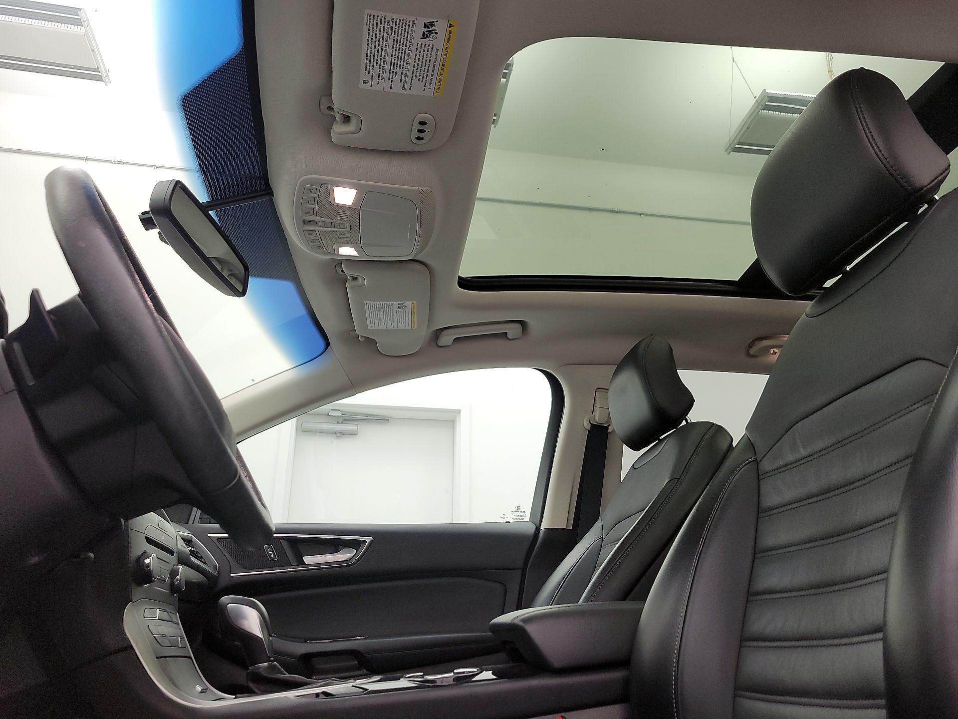 Thumbnail: 2017 Ford Edge - 20