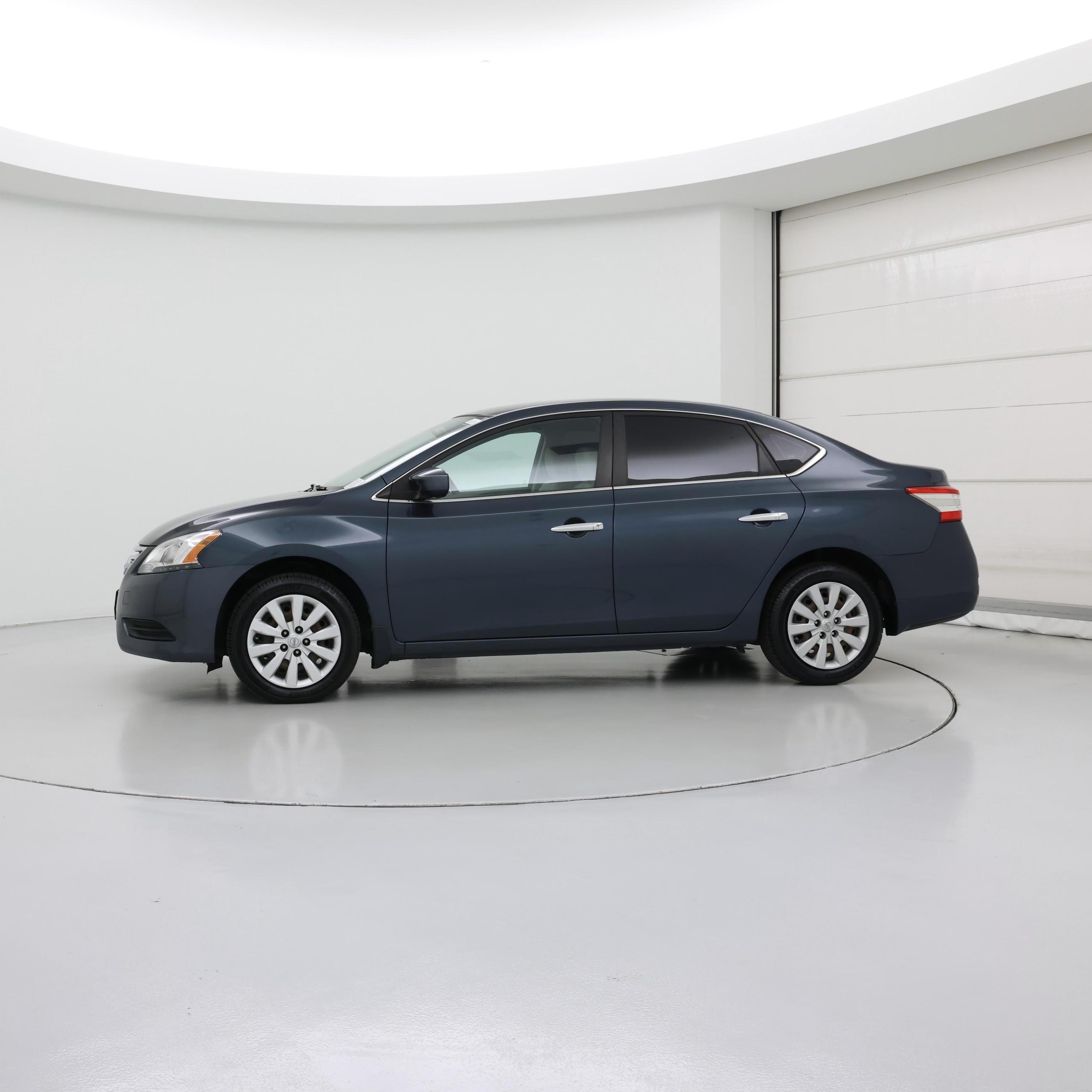 Thumbnail: 2014 Nissan Sentra - 3