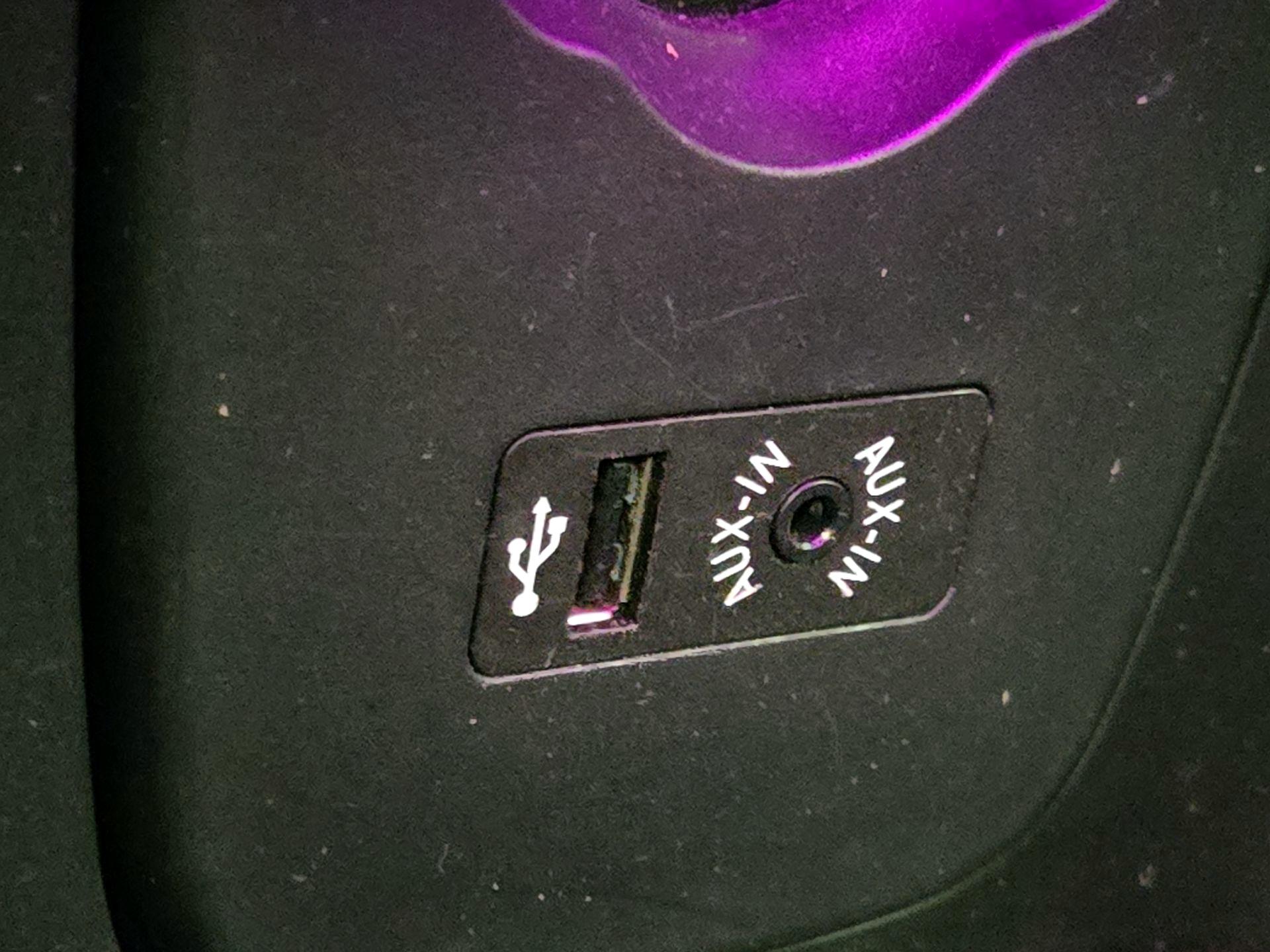 Thumbnail: 2017 MINI Cooper Hardtop - 18