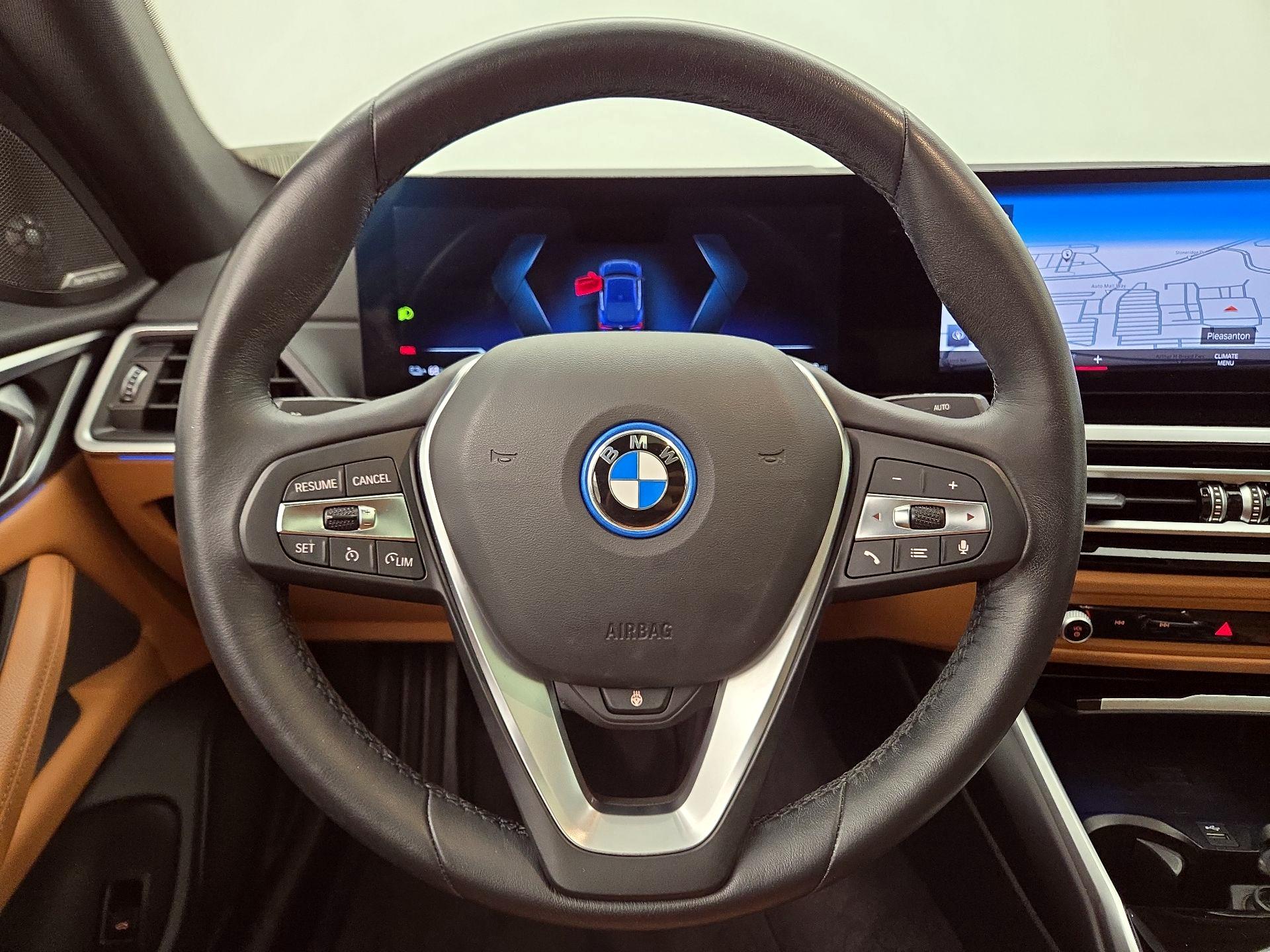 Thumbnail: 2023 BMW i4 - 10