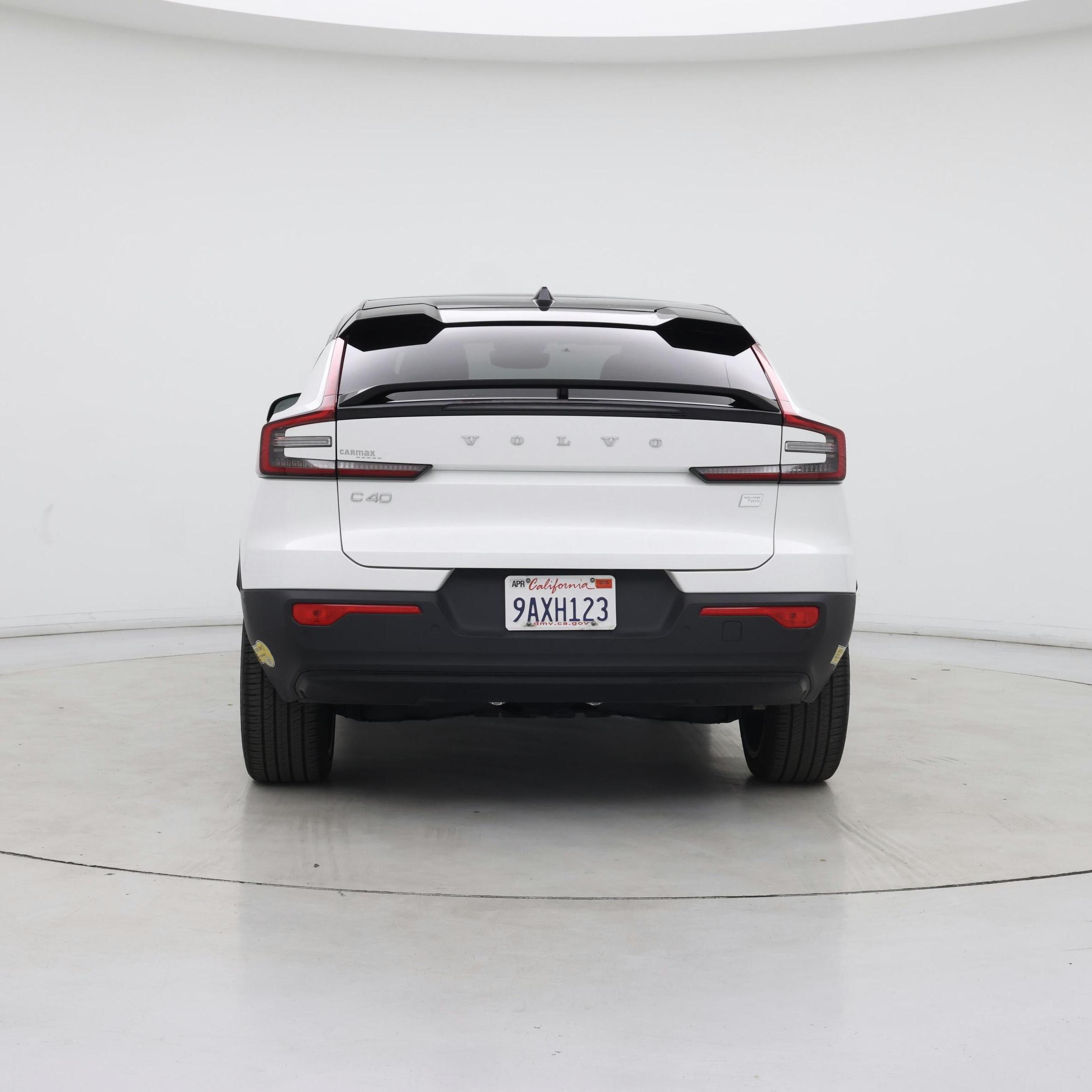 Thumbnail: 2022 Volvo C40 - 6
