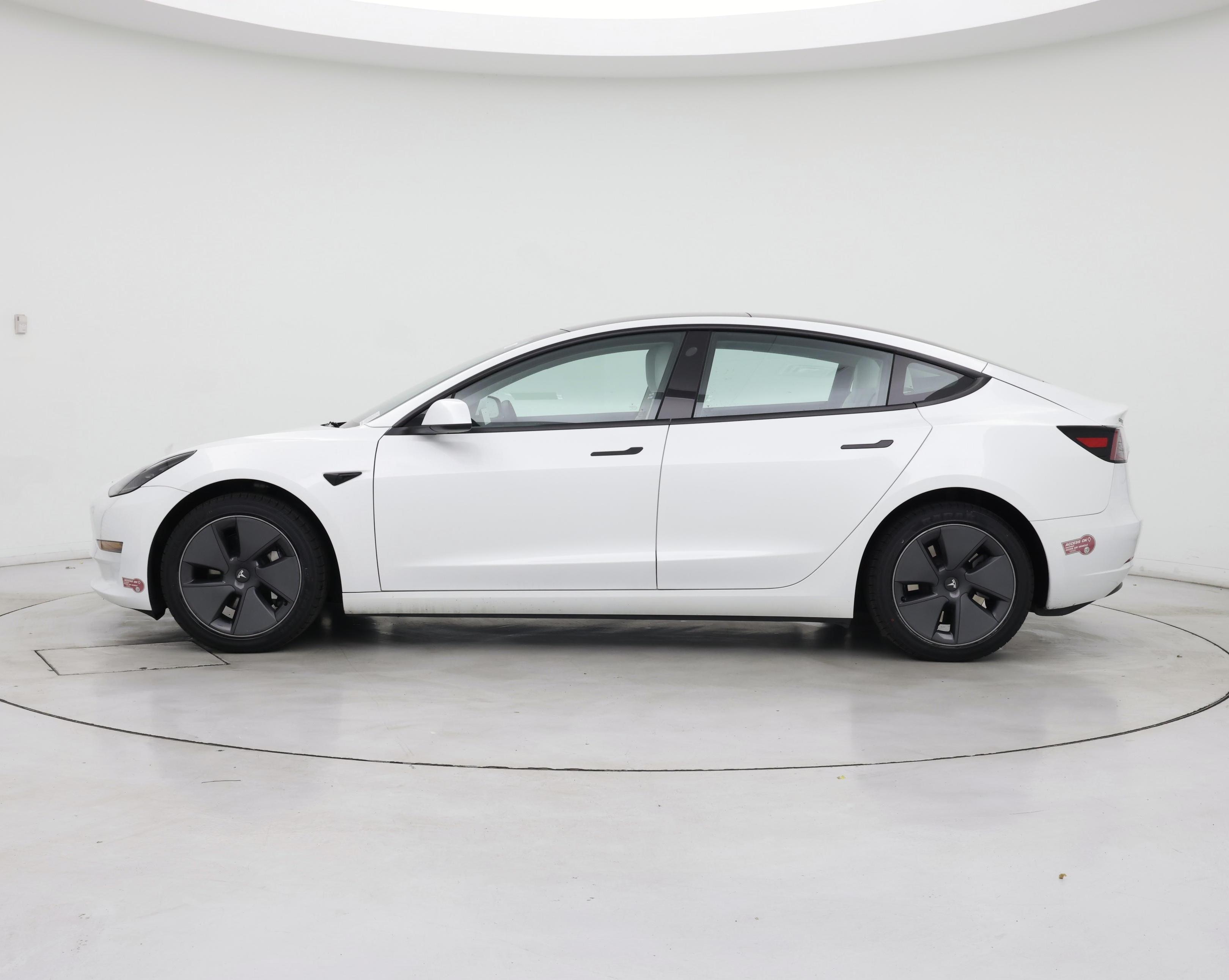 Thumbnail: 2023 Tesla Model 3 - 3