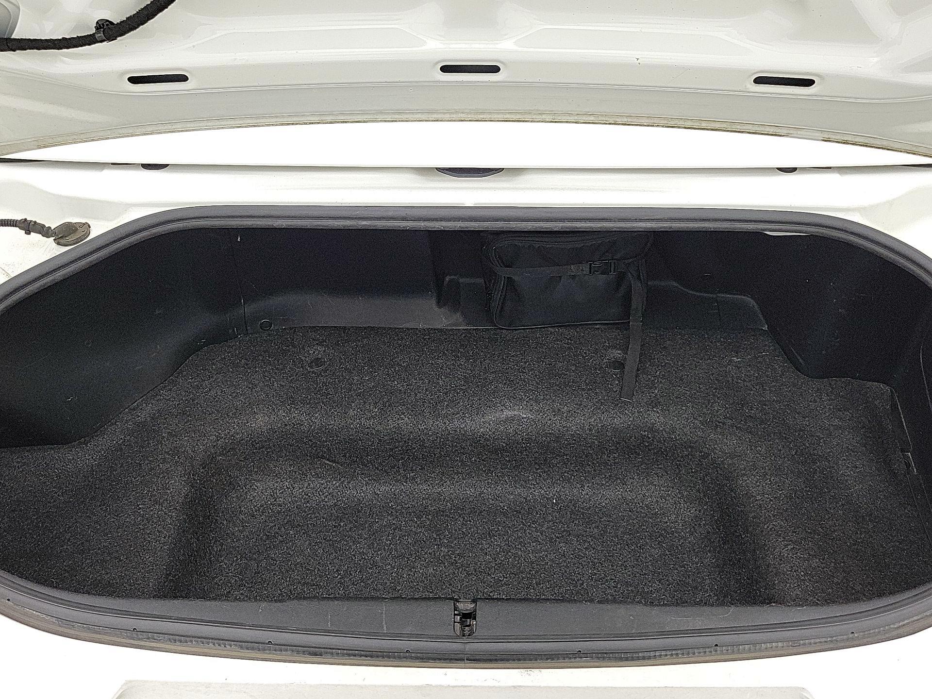 Thumbnail: 2014 Mazda MX-5 Miata - 18