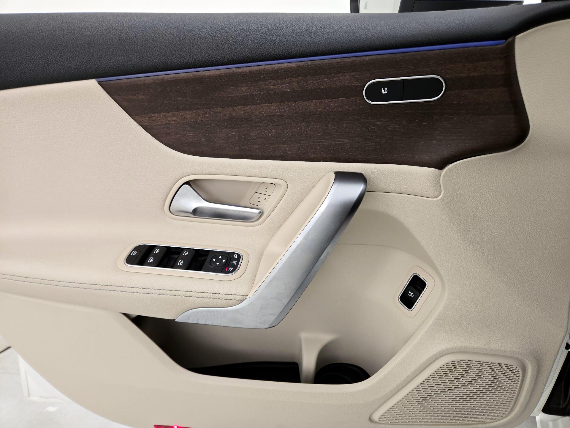 Thumbnail: 2022 Mercedes-Benz A-Class - 12