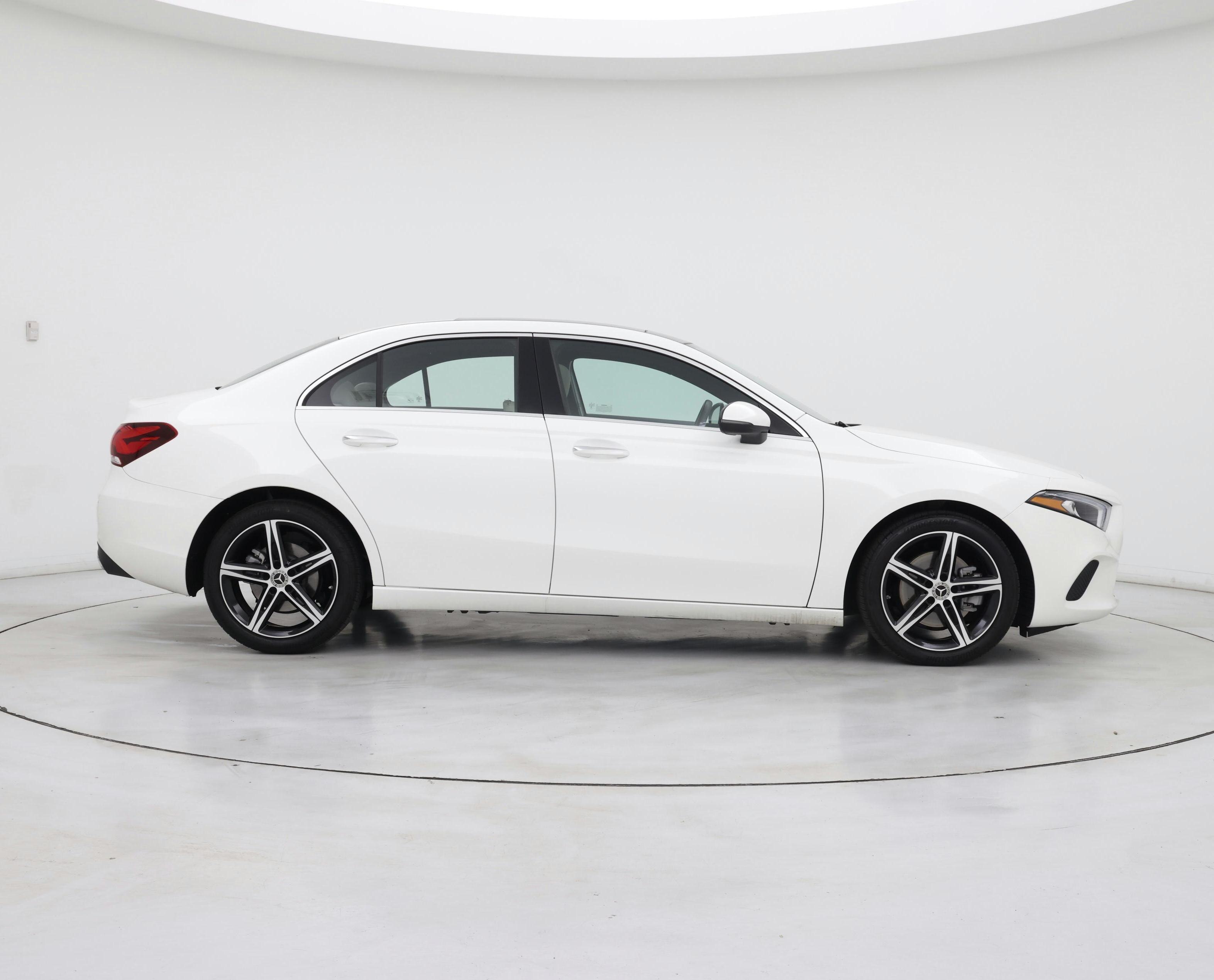 Thumbnail: 2022 Mercedes-Benz A-Class - 7