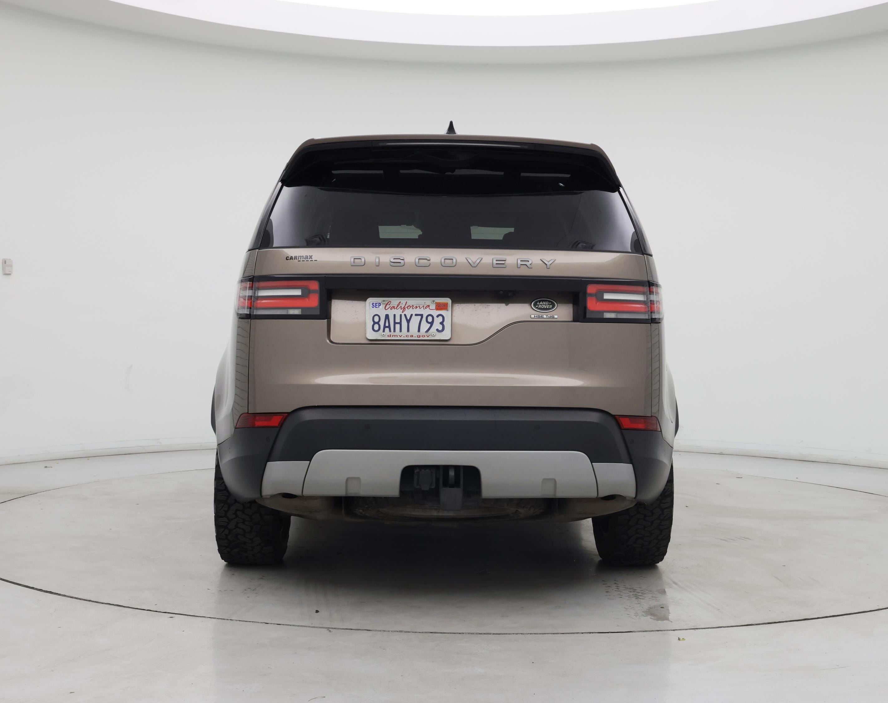 Thumbnail: 2017 Land Rover Discovery - 6