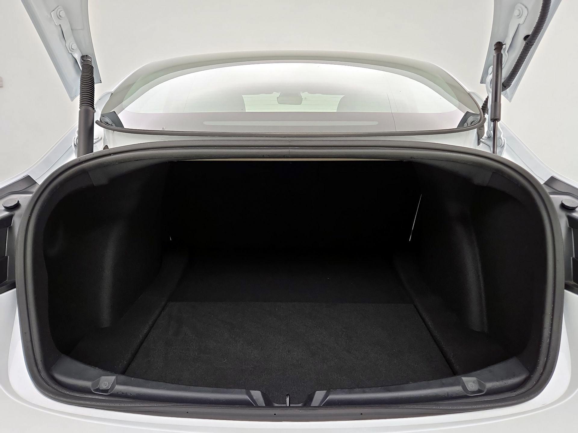 Thumbnail: 2022 Tesla Model 3 - 18