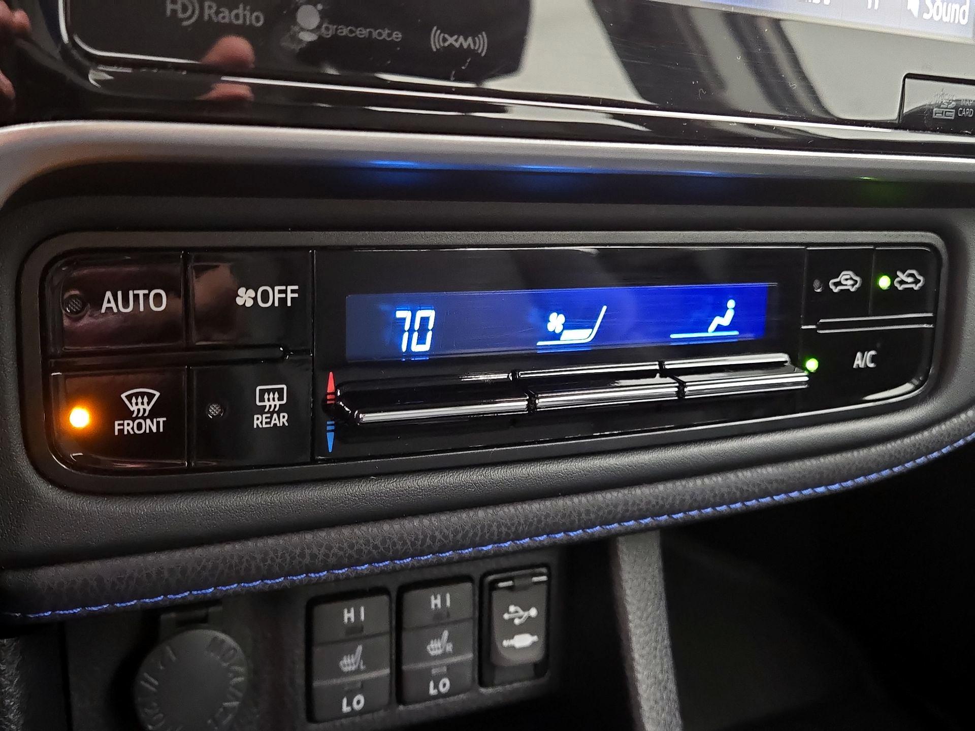 Thumbnail: 2019 Toyota Corolla - 16