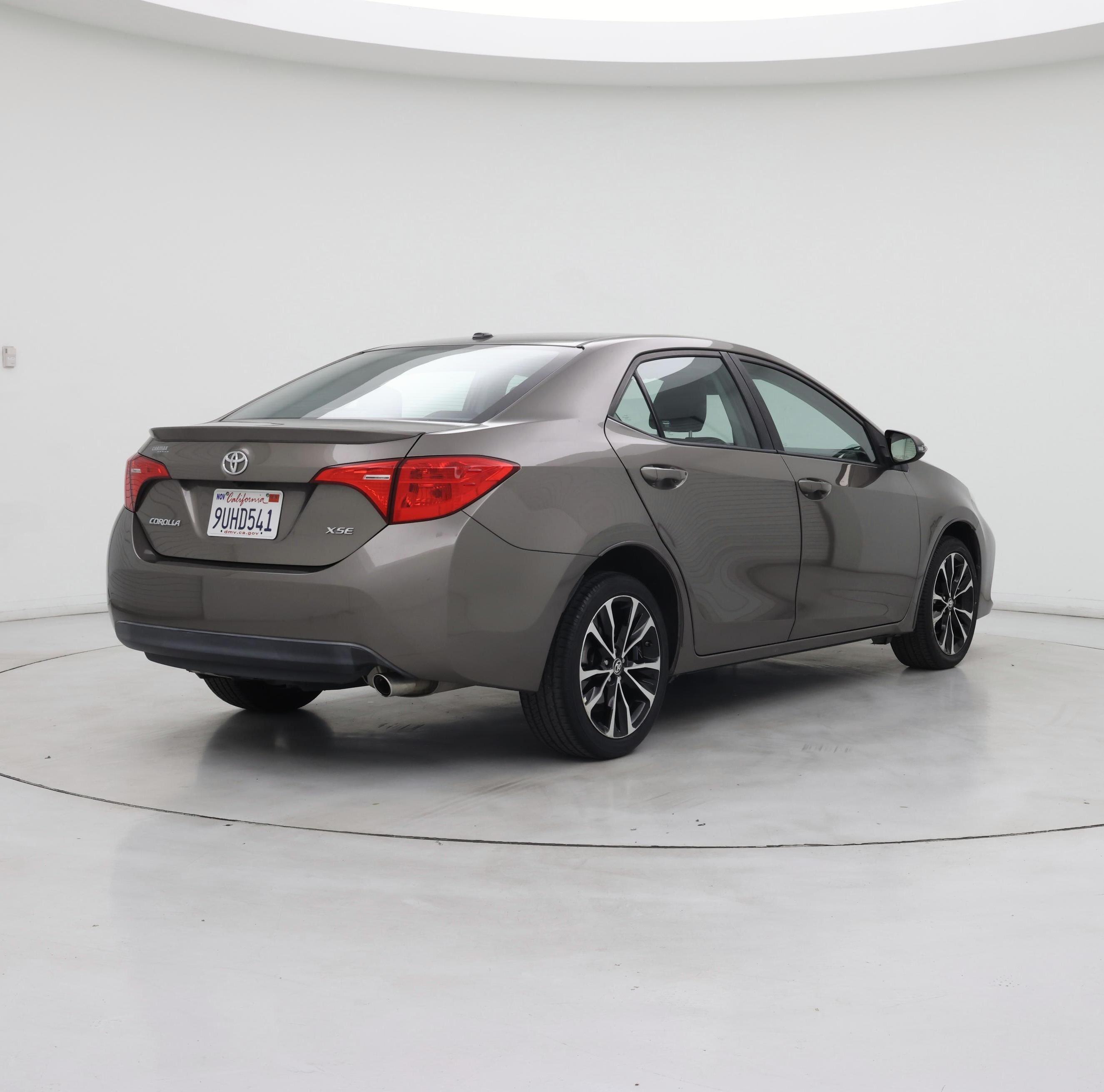 Thumbnail: 2019 Toyota Corolla - 8