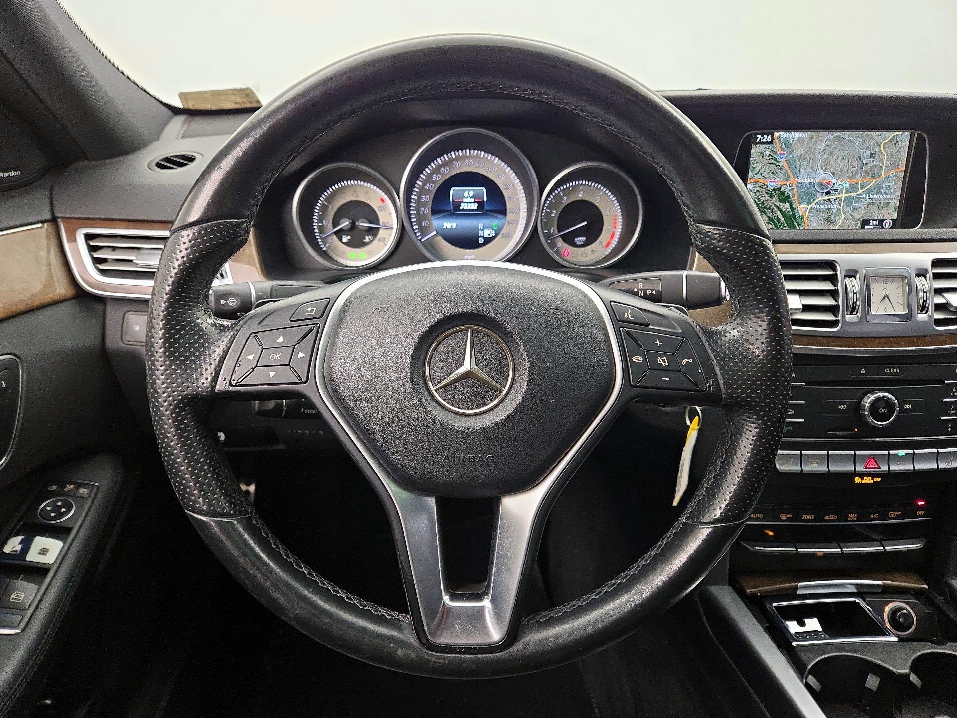 Thumbnail: 2016 Mercedes-Benz E-Class - 10