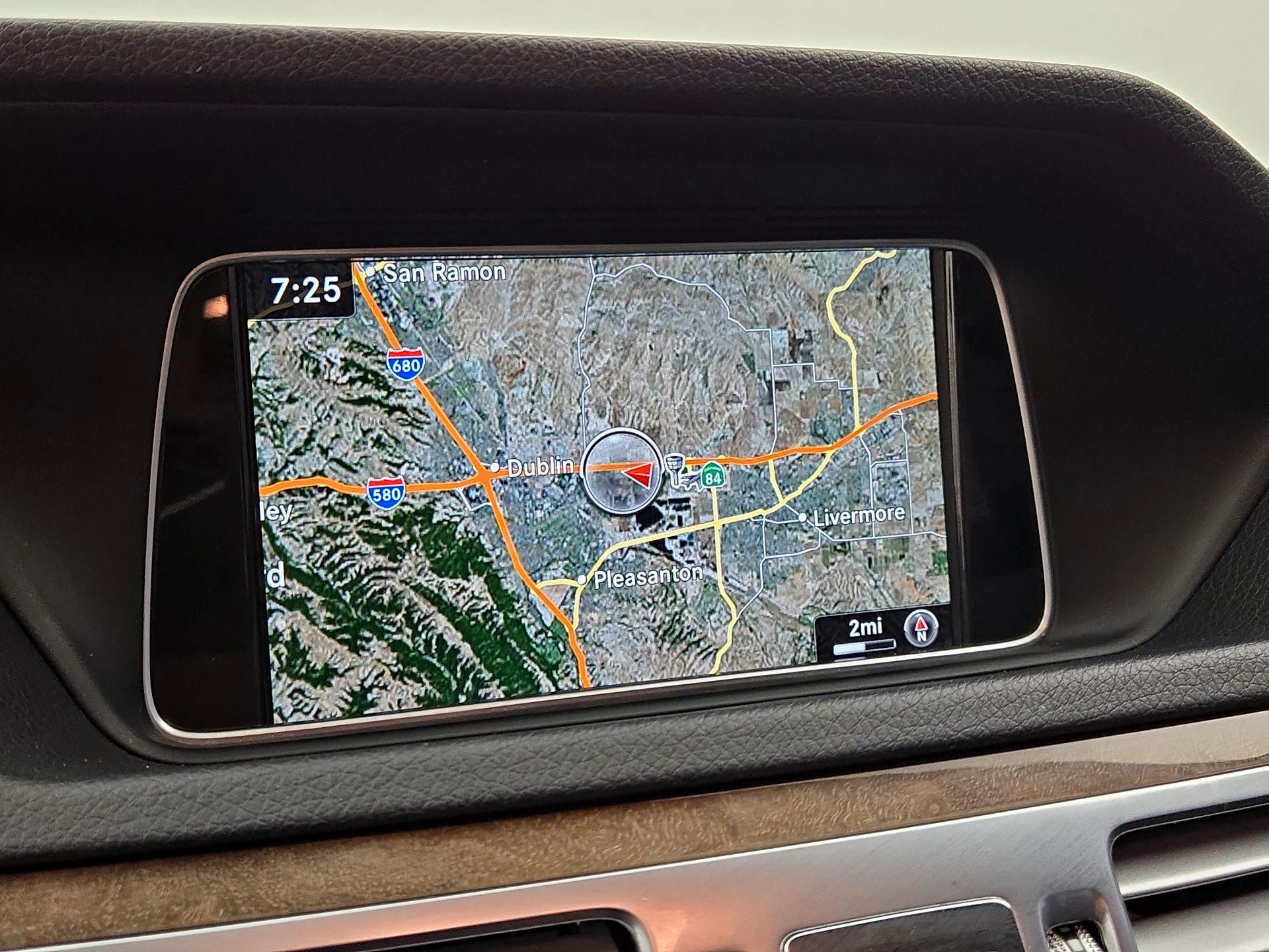 Thumbnail: 2016 Mercedes-Benz E-Class - 14