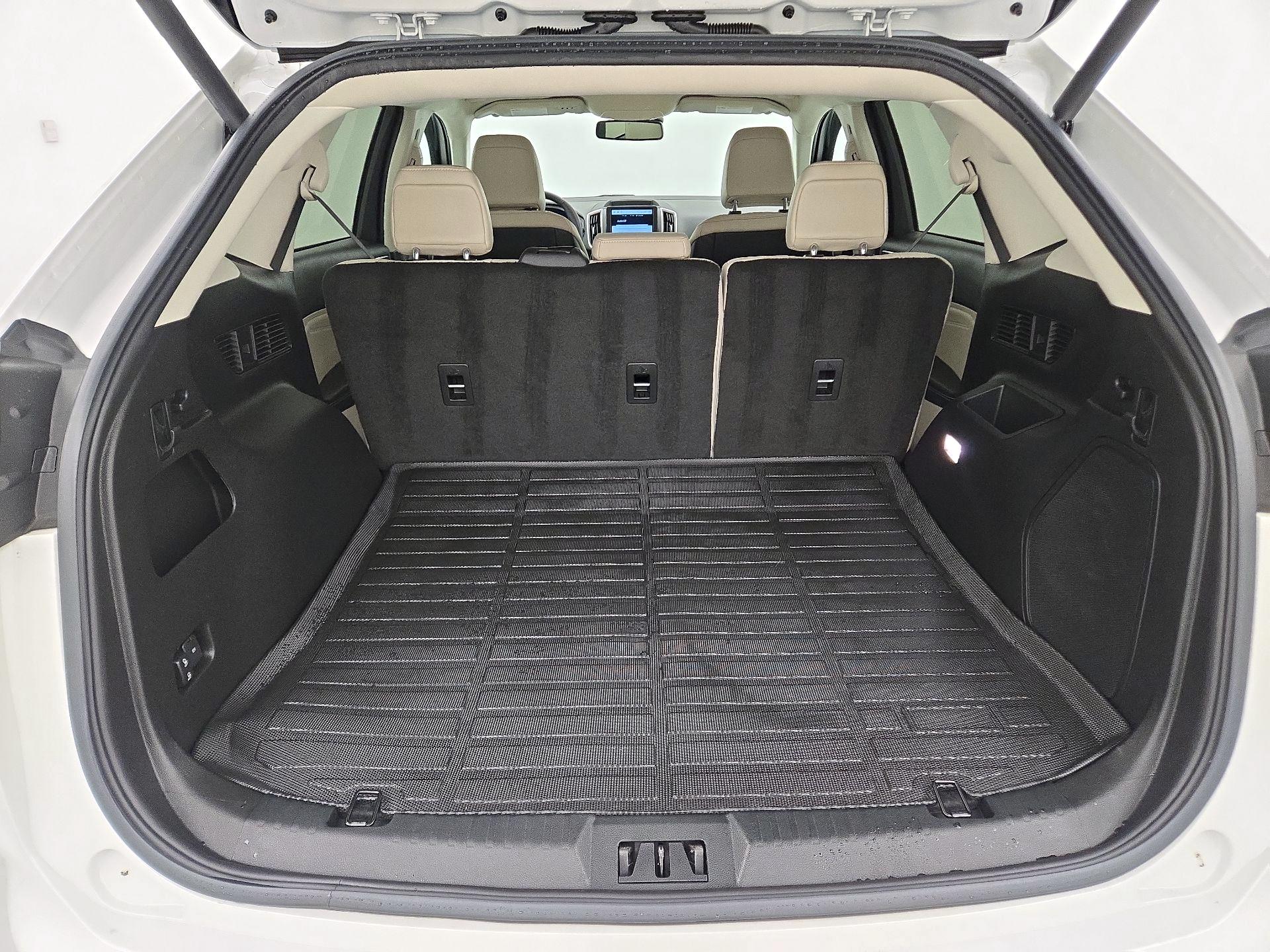 Thumbnail: 2024 Ford Edge - 20