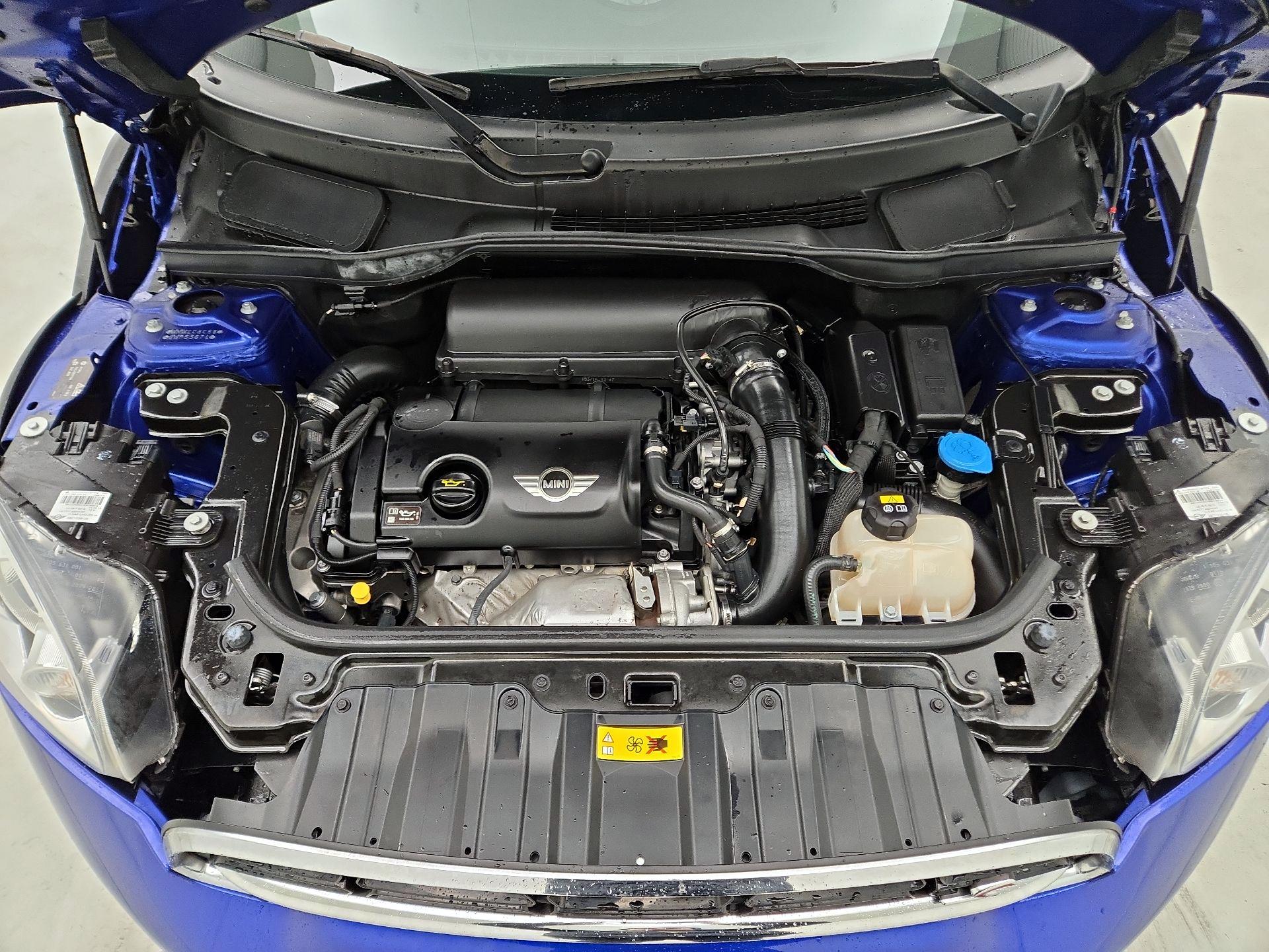 Thumbnail: 2016 MINI Cooper Countryman - 20