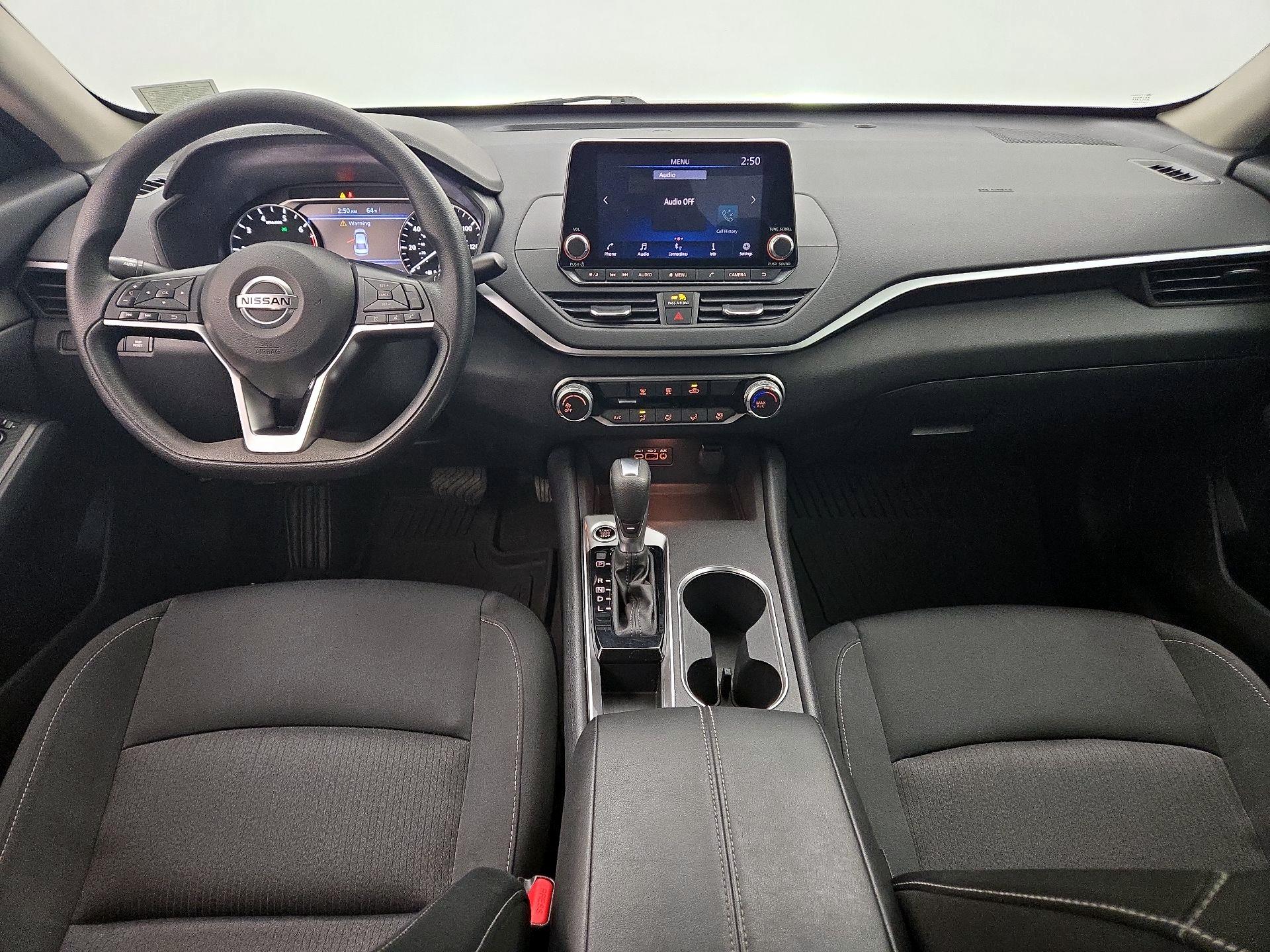 Thumbnail: 2022 Nissan Altima - 9