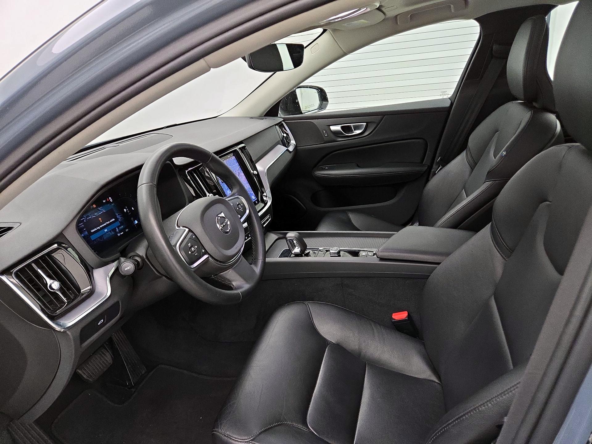 Thumbnail: 2024 Volvo S60 - 11