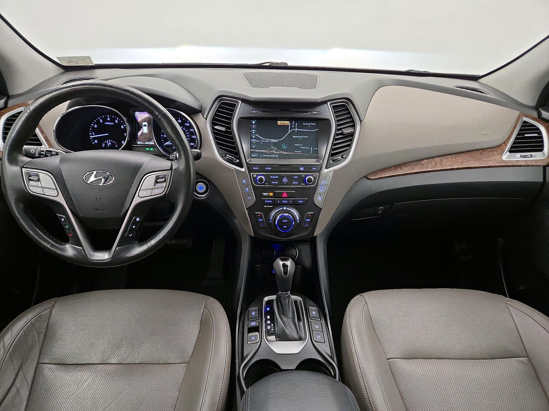 Thumbnail: 2017 Hyundai Santa Fe - 9