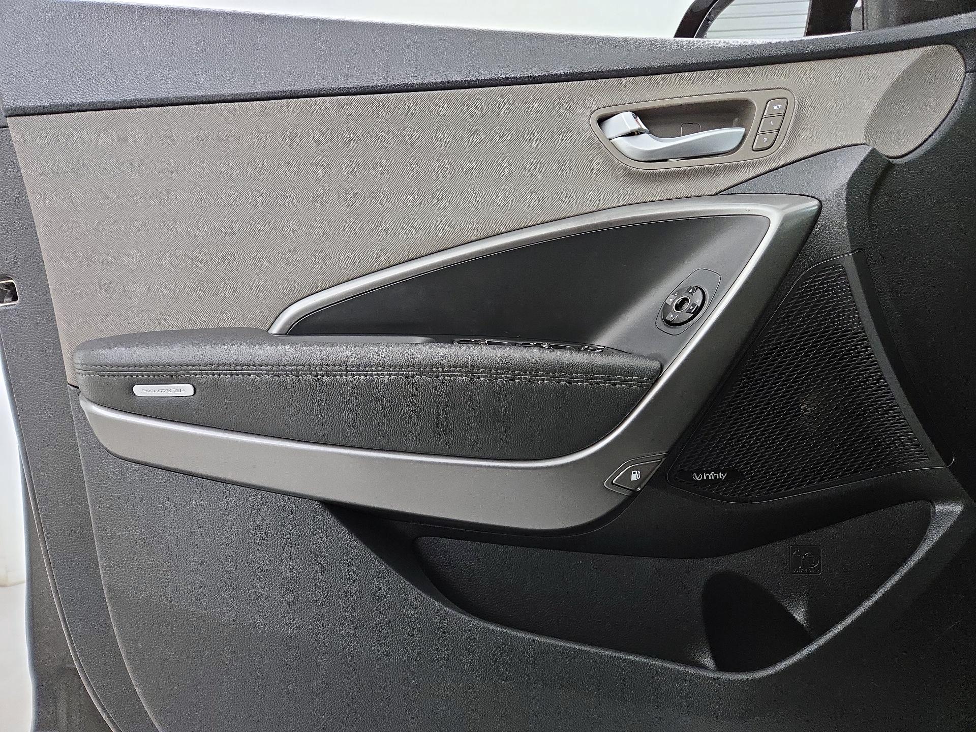 Thumbnail: 2017 Hyundai Santa Fe - 12