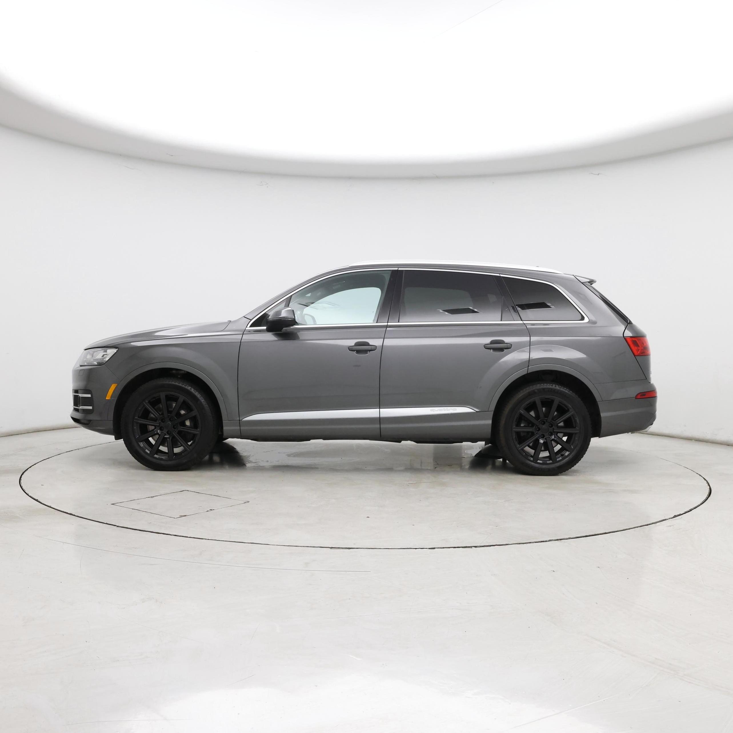 Thumbnail: 2018 Audi Q7 - 3