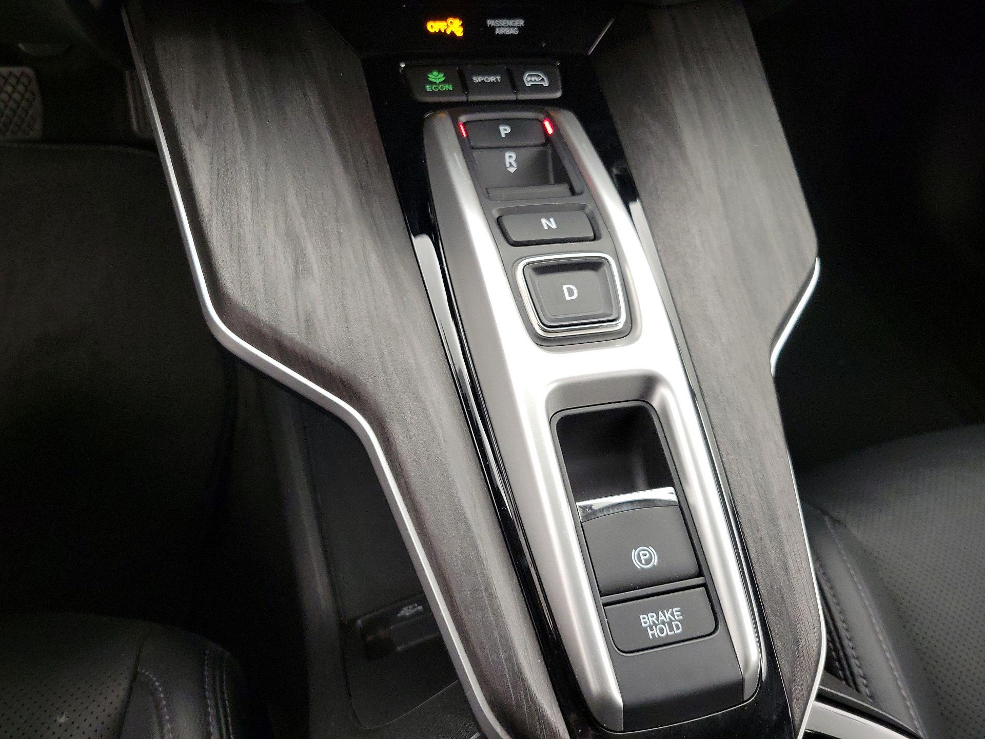 Thumbnail: 2018 Honda Clarity - 17