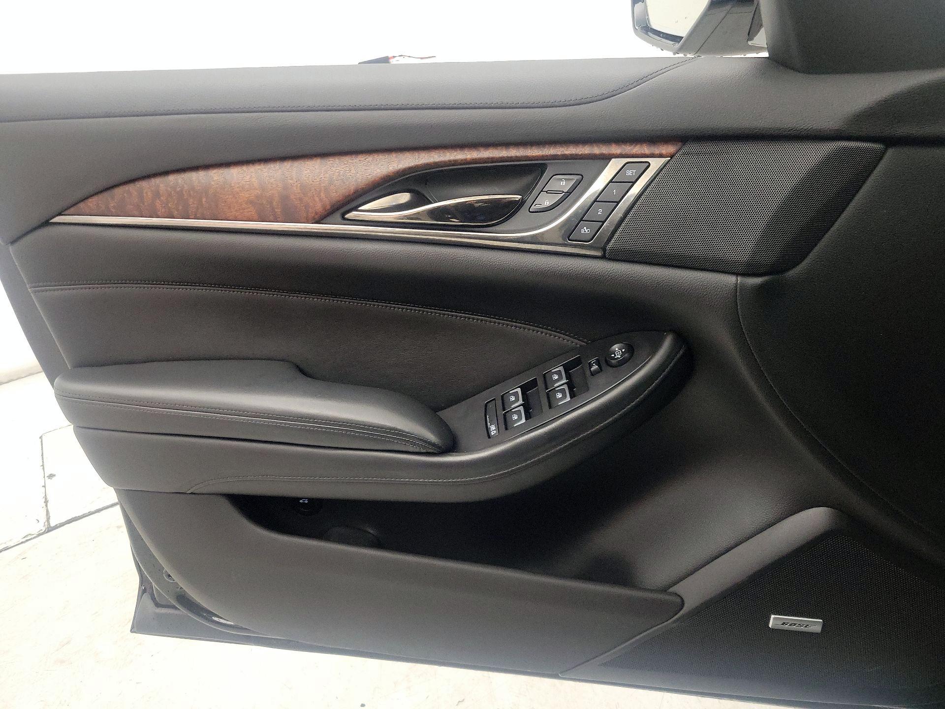 Thumbnail: 2019 Cadillac CTS - 12