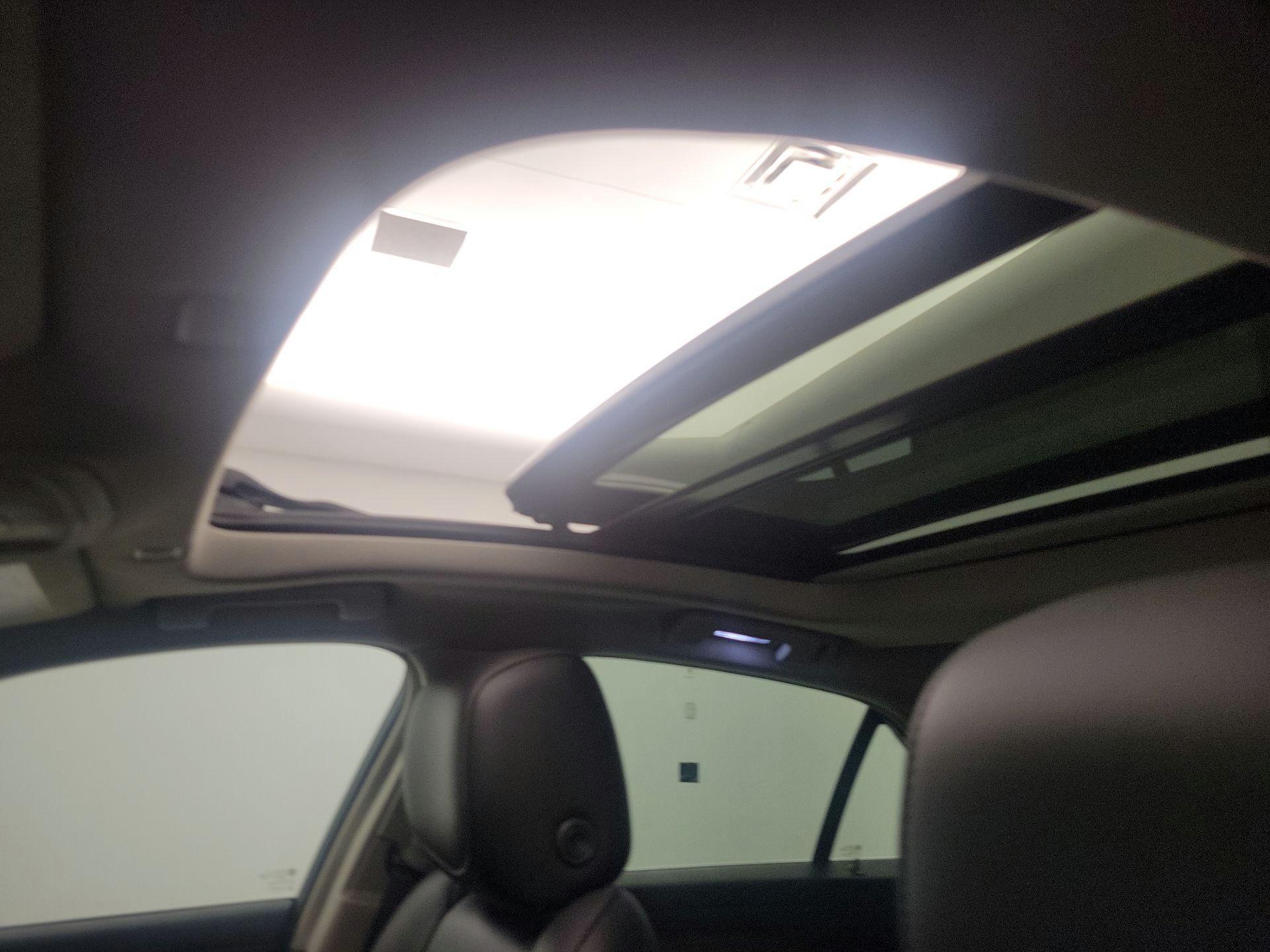 Thumbnail: 2019 Cadillac CTS - 18