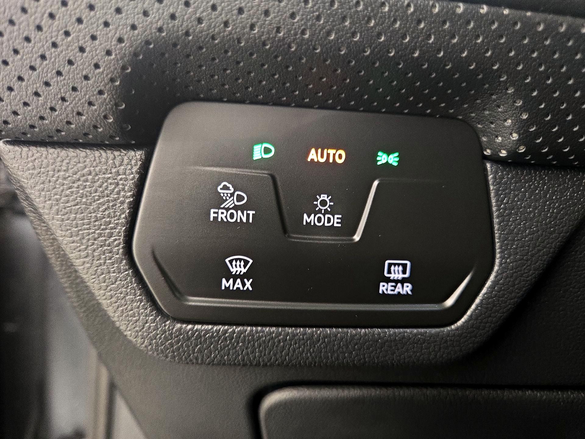 Thumbnail: 2024 Volkswagen Atlas - 13