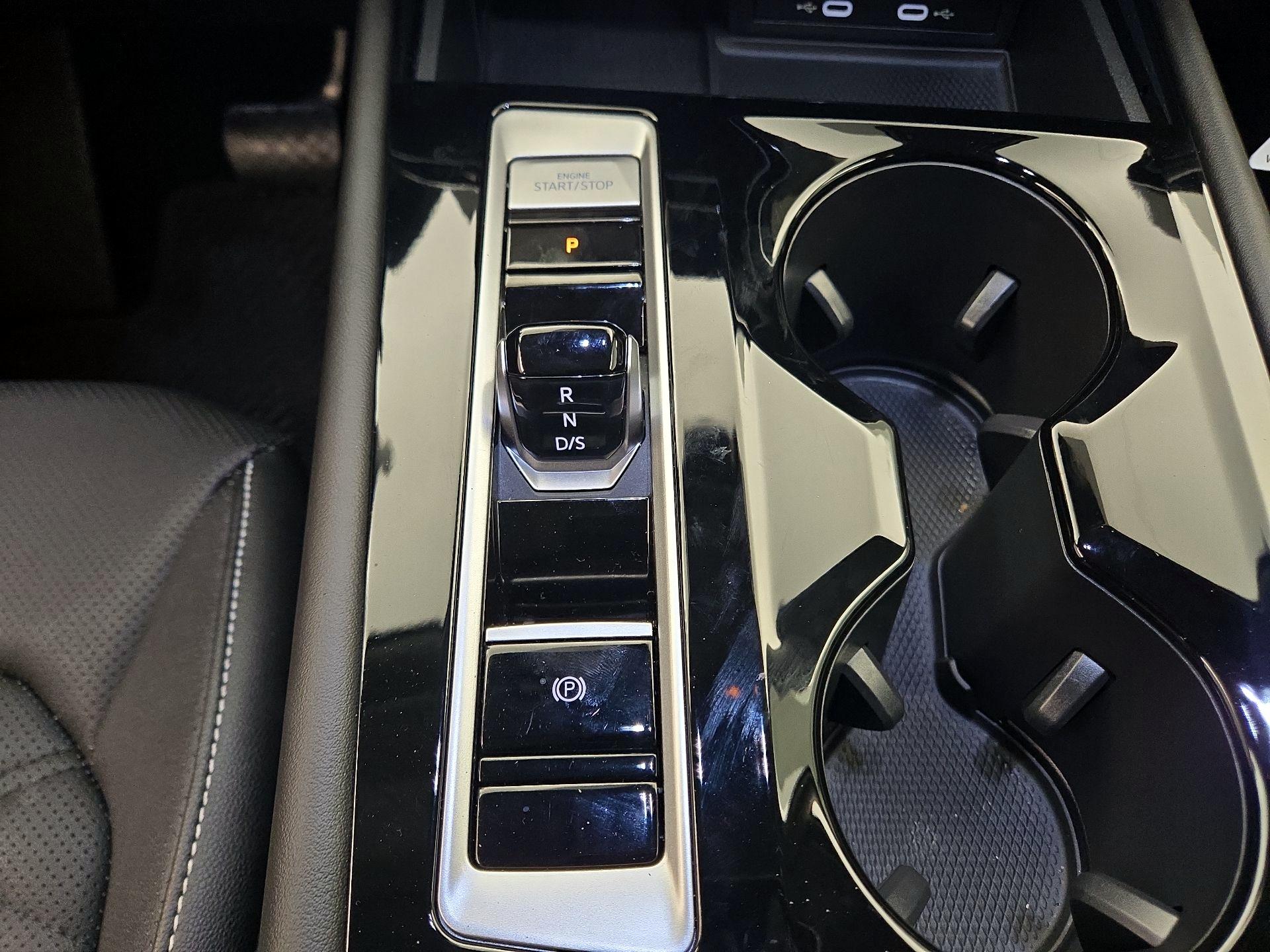 Thumbnail: 2024 Volkswagen Atlas - 17