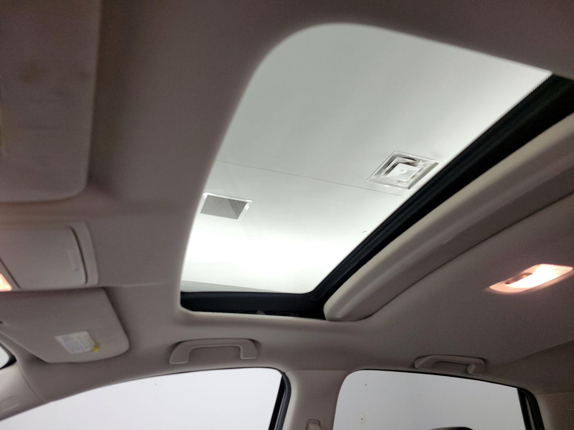 Thumbnail: 2015 Honda CR-V - 19