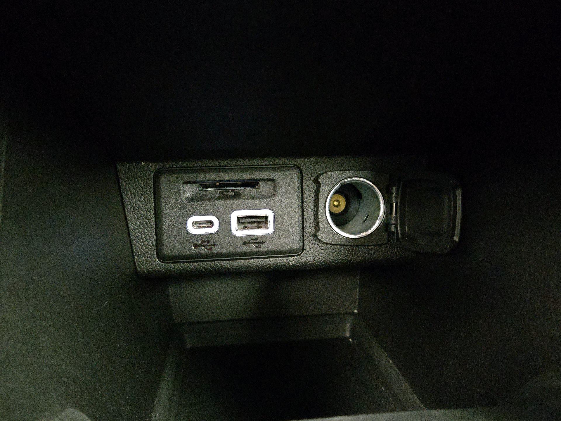 Thumbnail: 2023 Chevrolet Bolt EV - 18