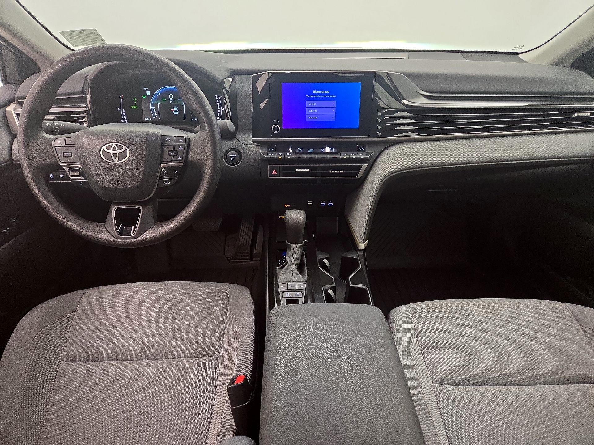 Thumbnail: 2025 Toyota Camry - 9