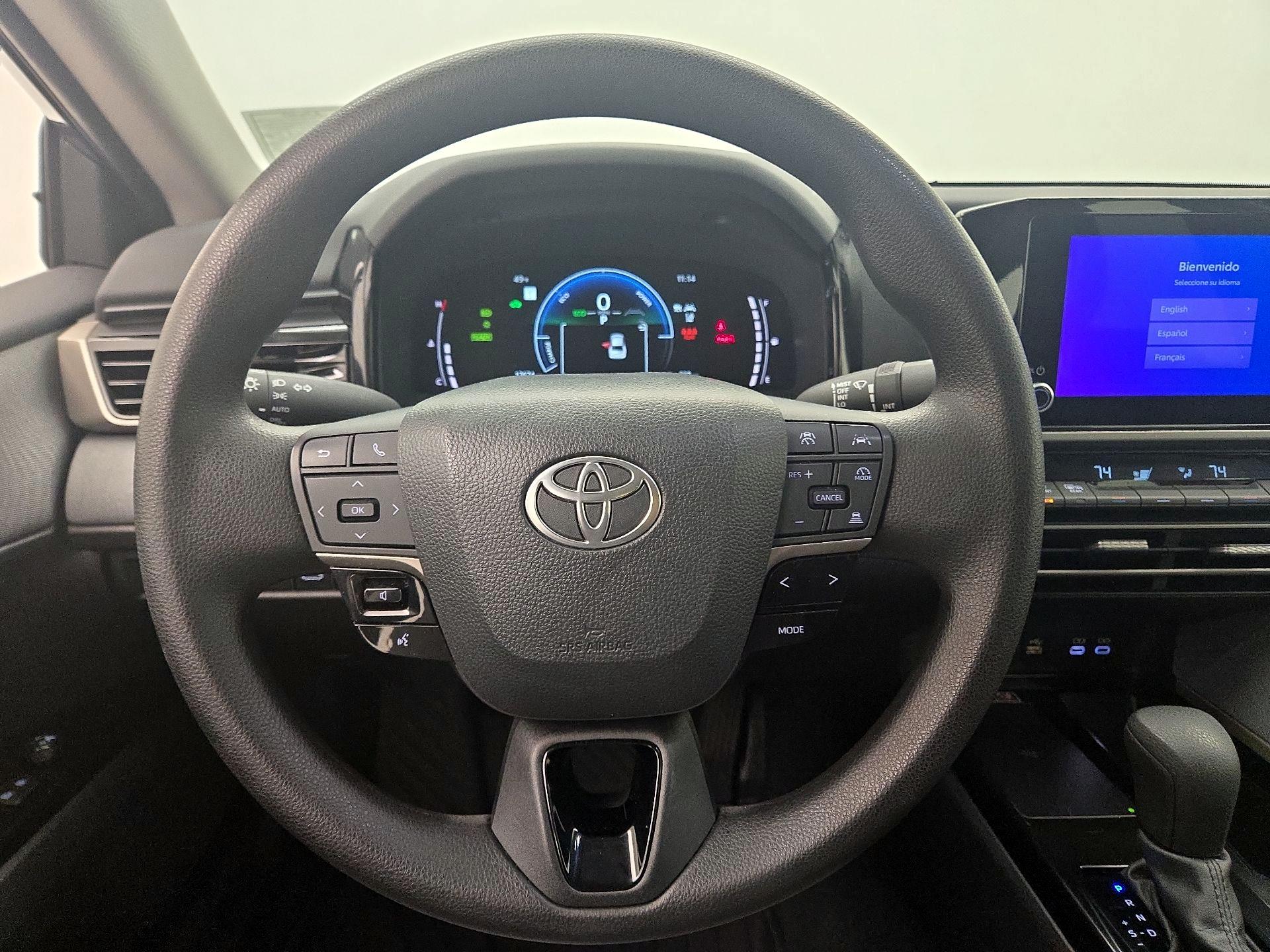 Thumbnail: 2025 Toyota Camry - 10