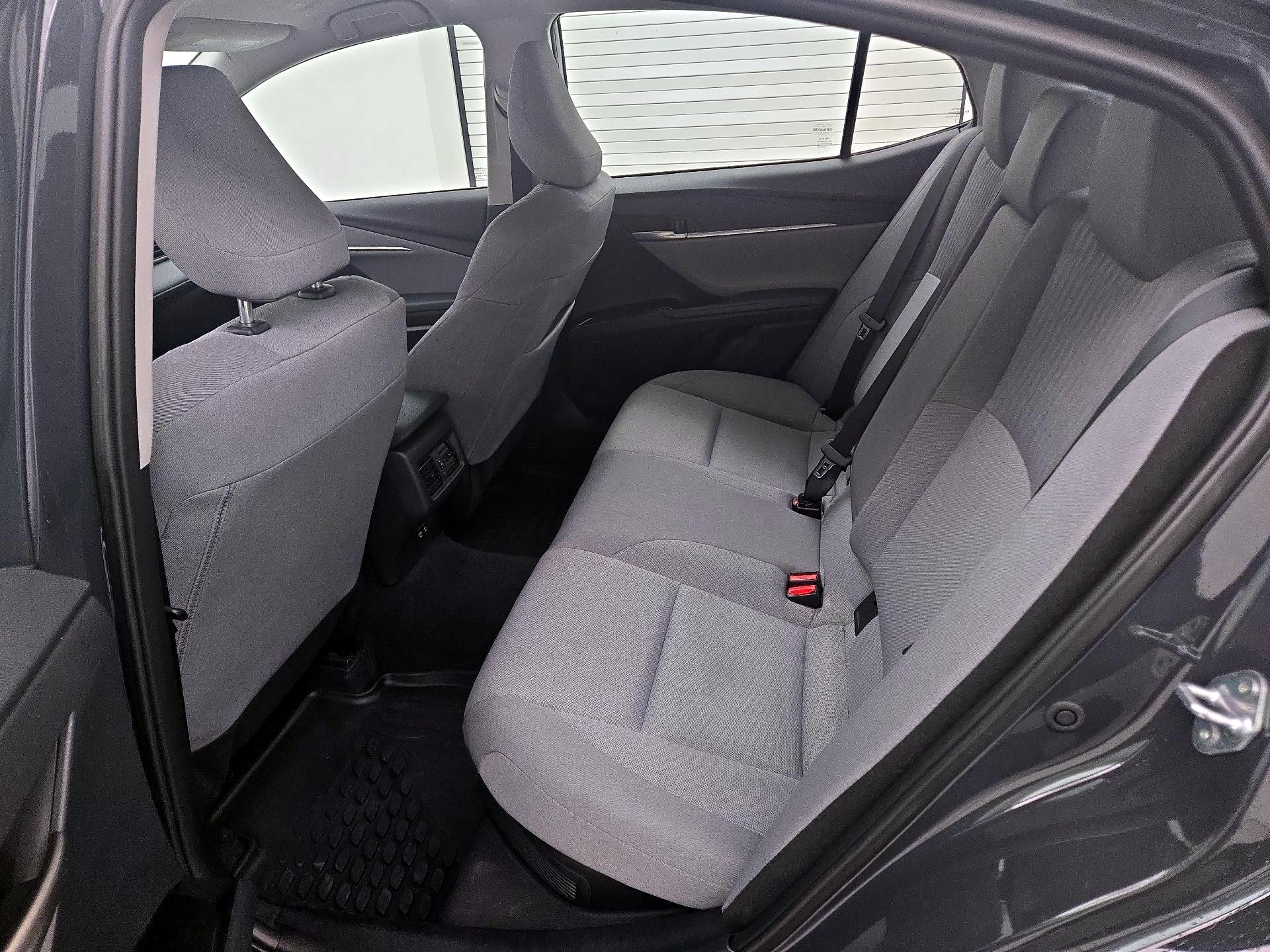 Thumbnail: 2025 Toyota Camry - 18