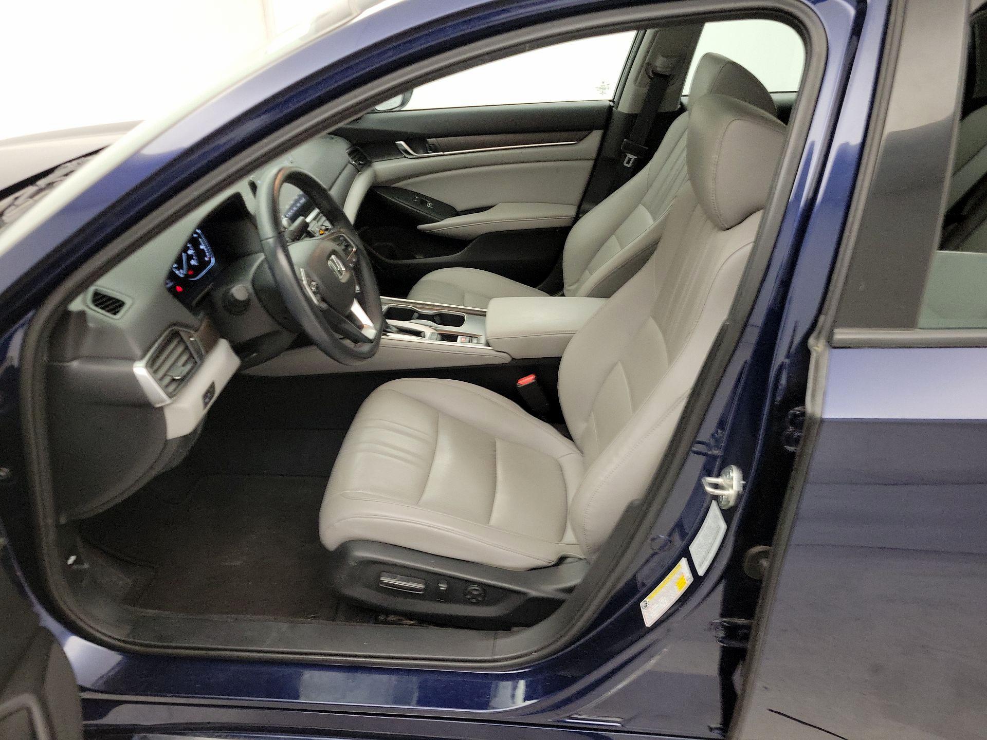 Thumbnail: 2018 Honda Accord - 11