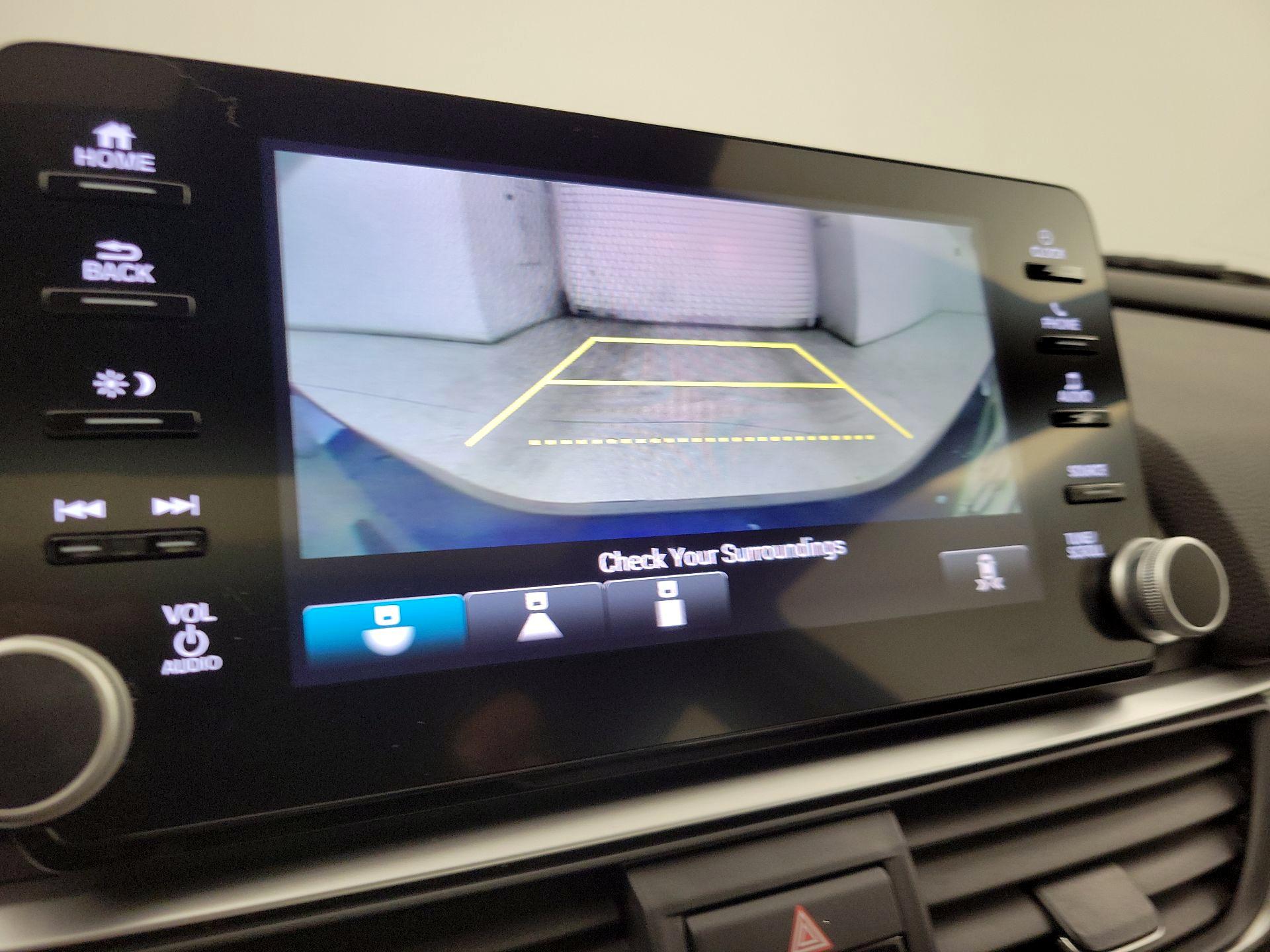 Thumbnail: 2018 Honda Accord - 14