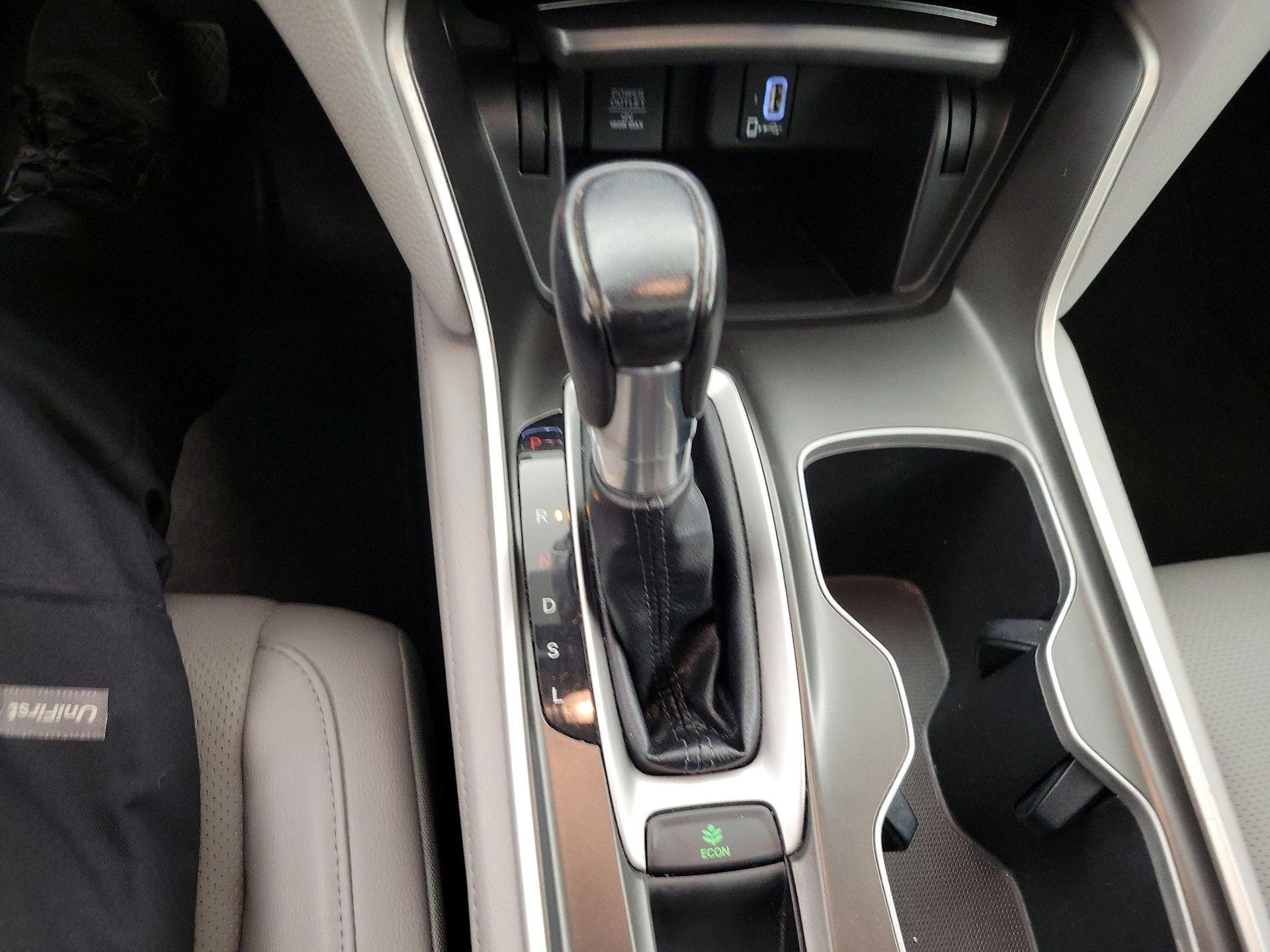 Thumbnail: 2018 Honda Accord - 17