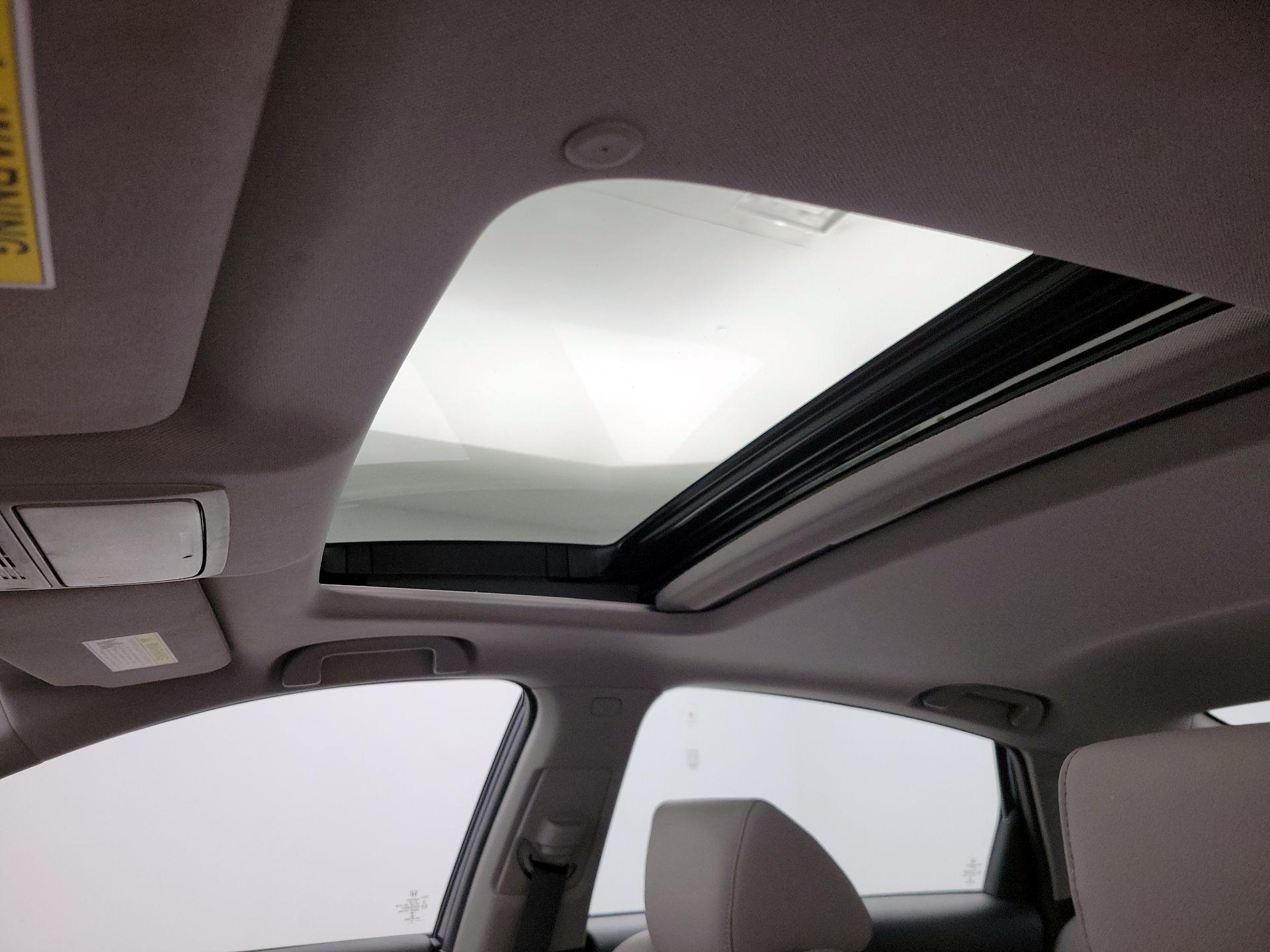 Thumbnail: 2018 Honda Accord - 19