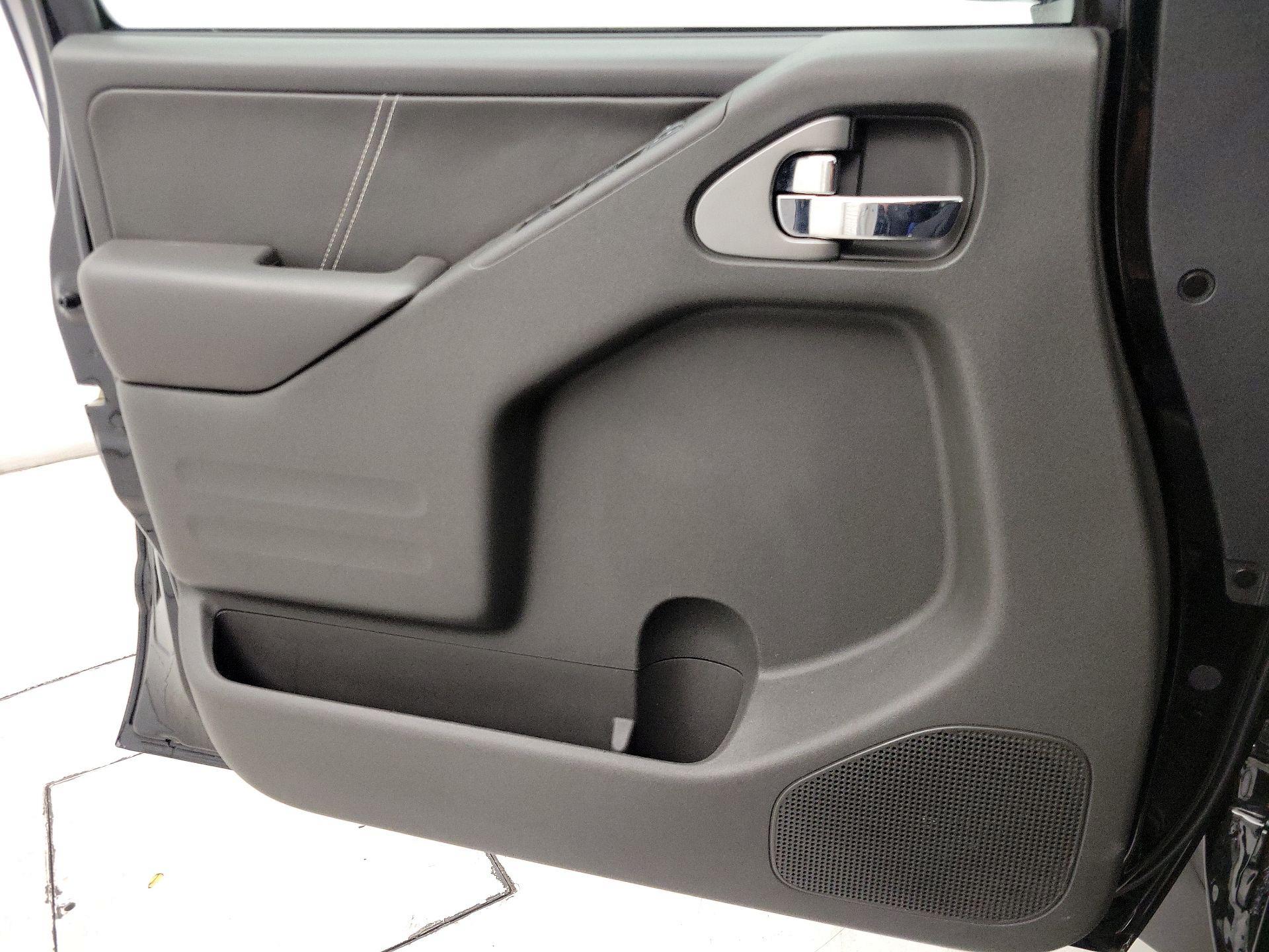 Thumbnail: 2019 Nissan Frontier - 12