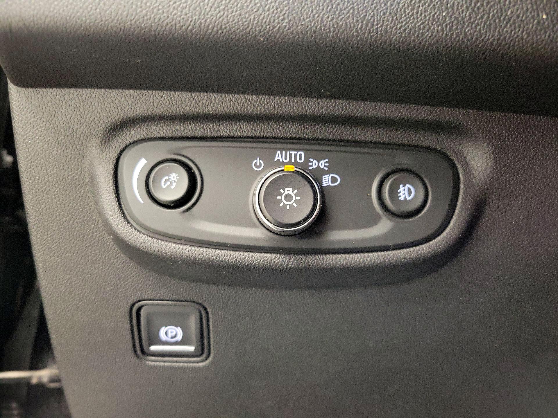 Thumbnail: 2020 GMC Terrain - 13