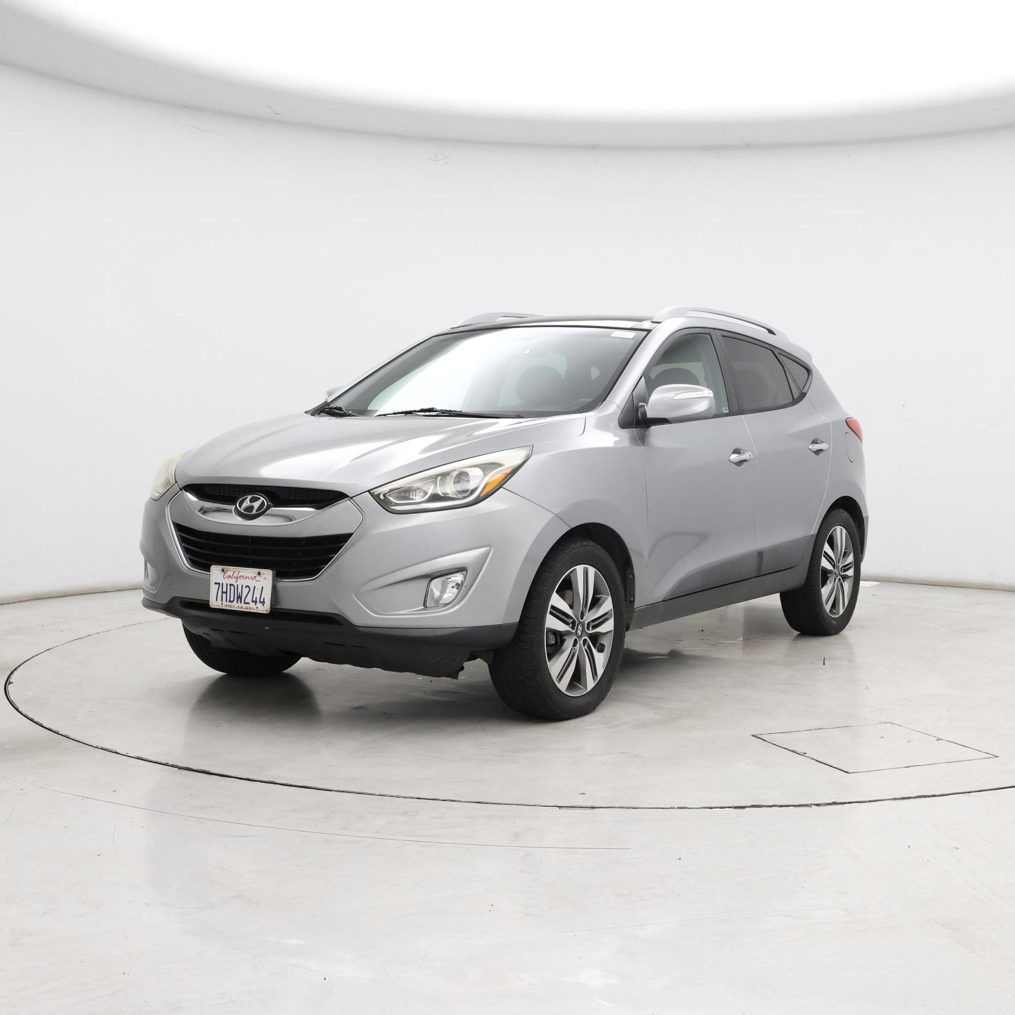 Thumbnail: 2015 Hyundai Tucson - 4