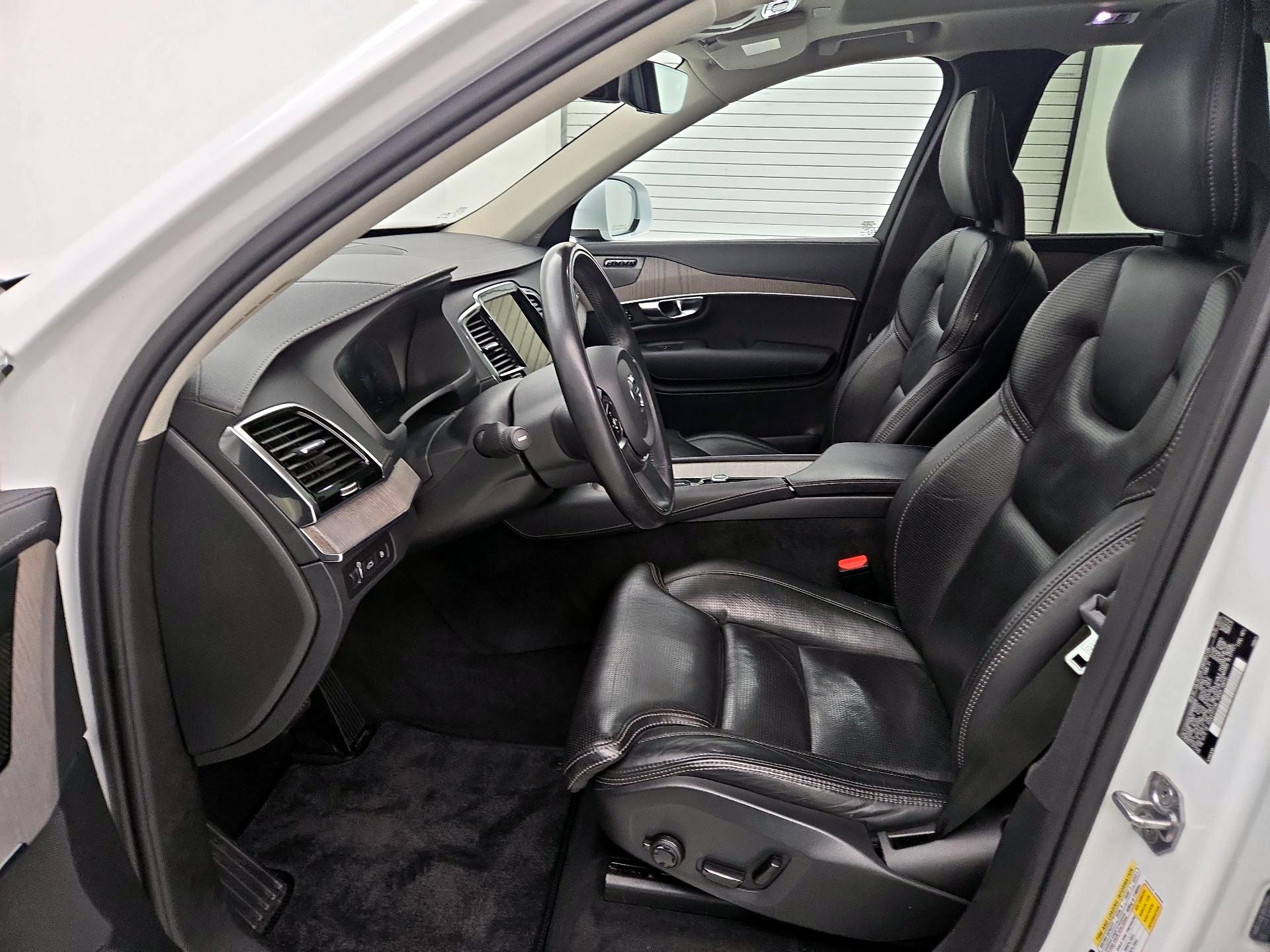 Thumbnail: 2021 Volvo XC90 - 11