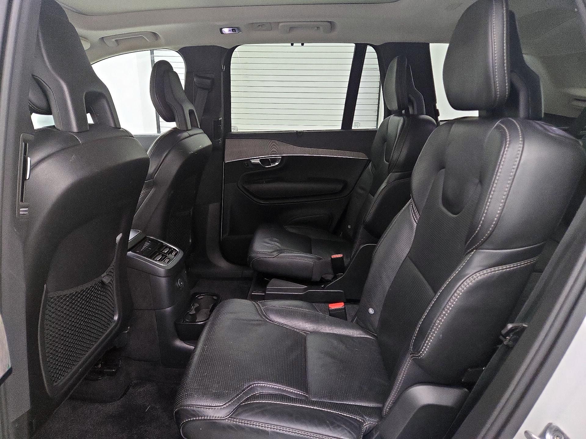 Thumbnail: 2021 Volvo XC90 - 20